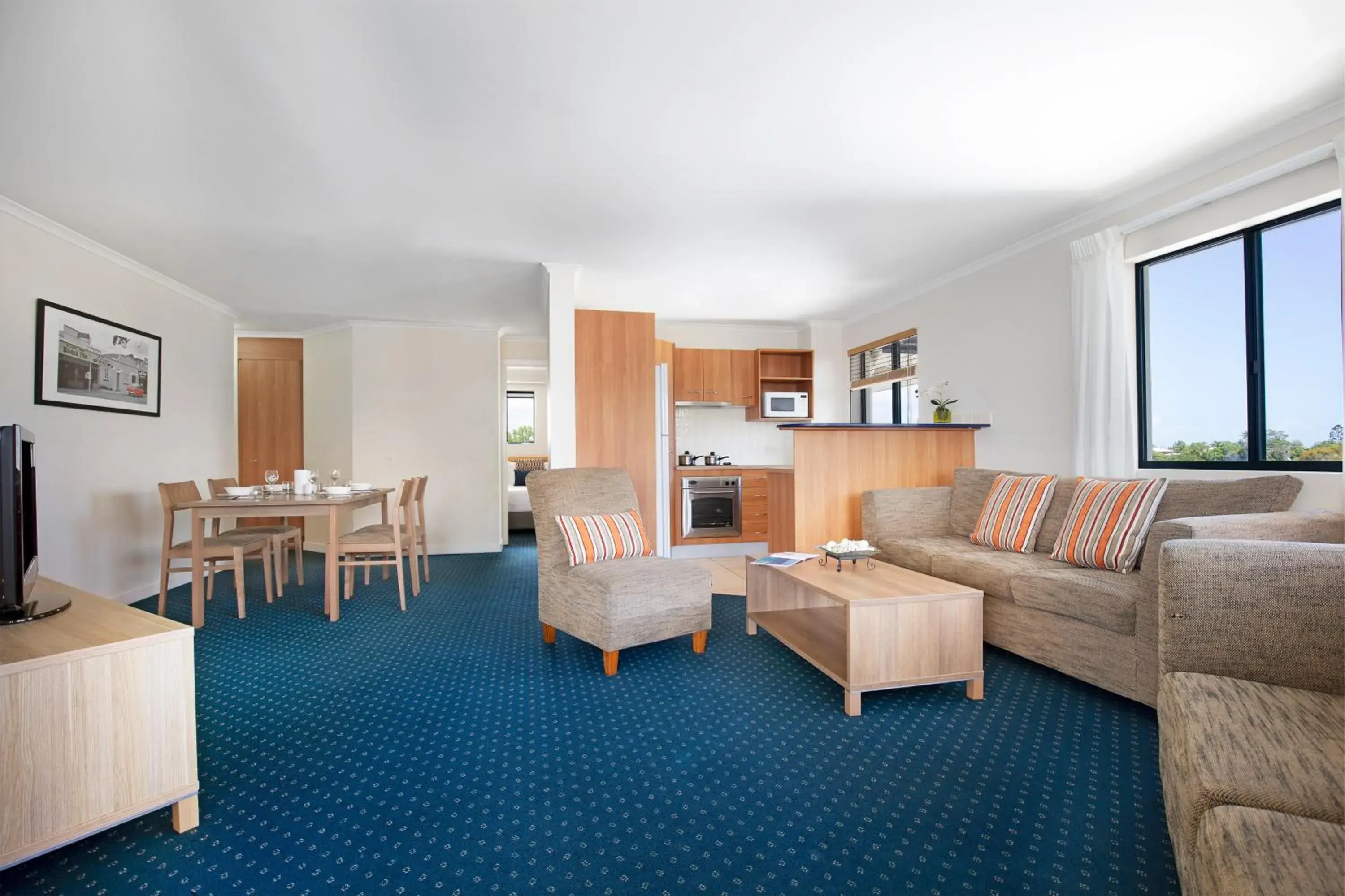 Three-Bedroom Apartment - Dual Key in Mantra Hervey Bay Three-Bedroom Apartment - Dual Key in Mantra Hervey Bay