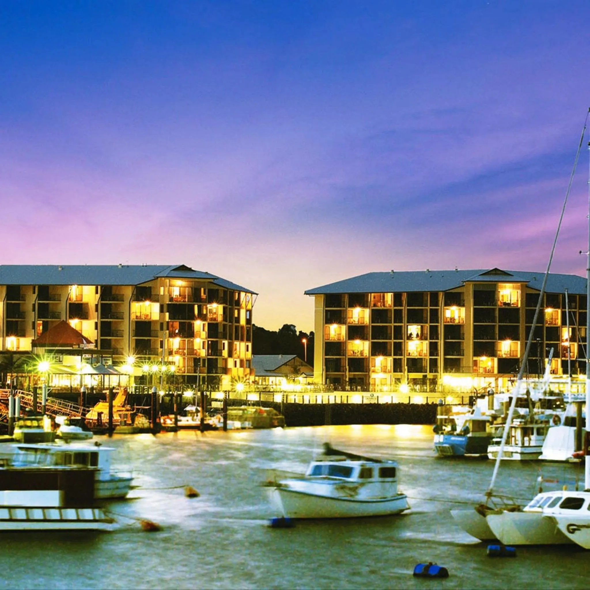 Property building in Mantra Hervey Bay