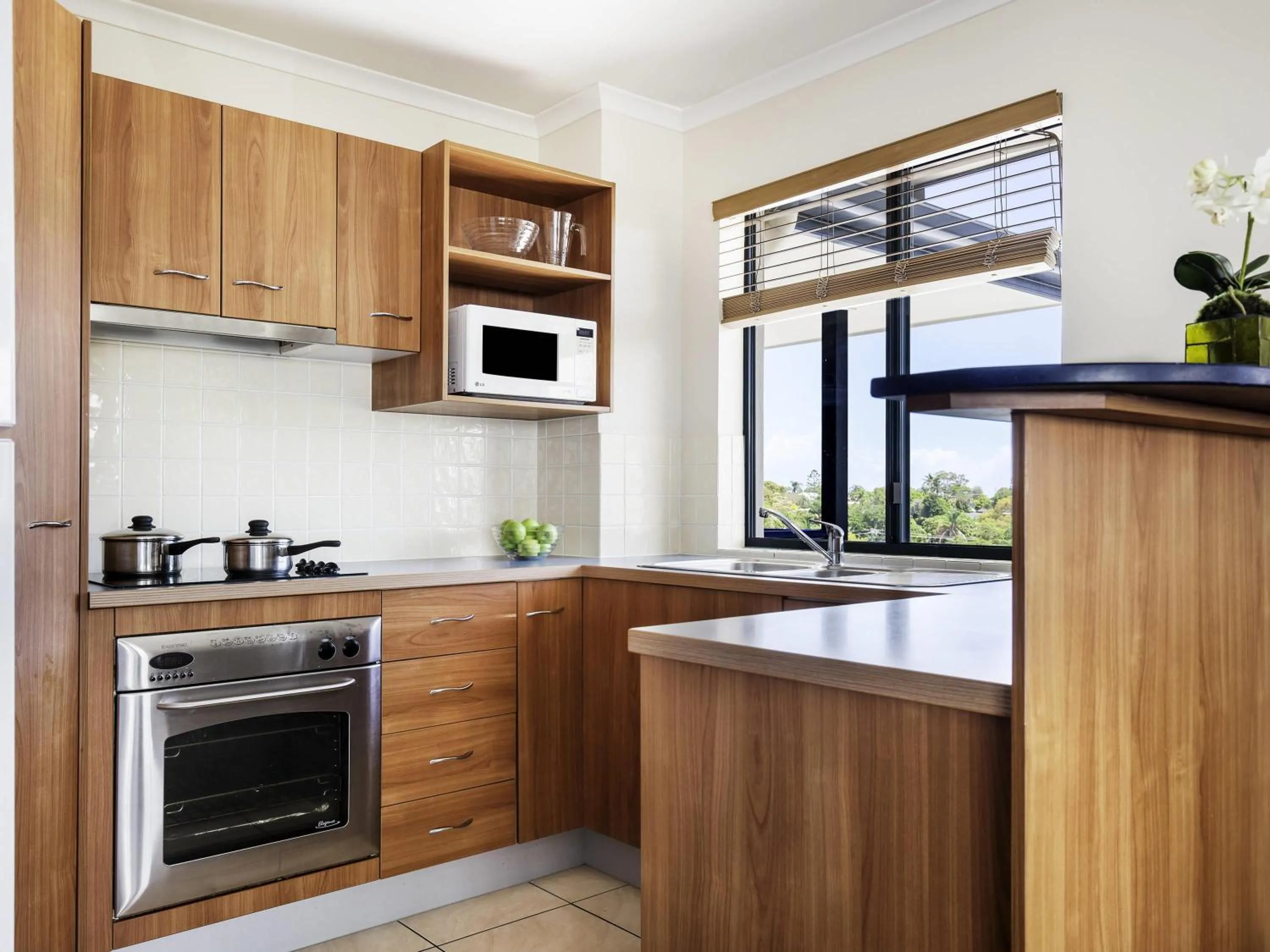 Bedroom in Mantra Hervey Bay