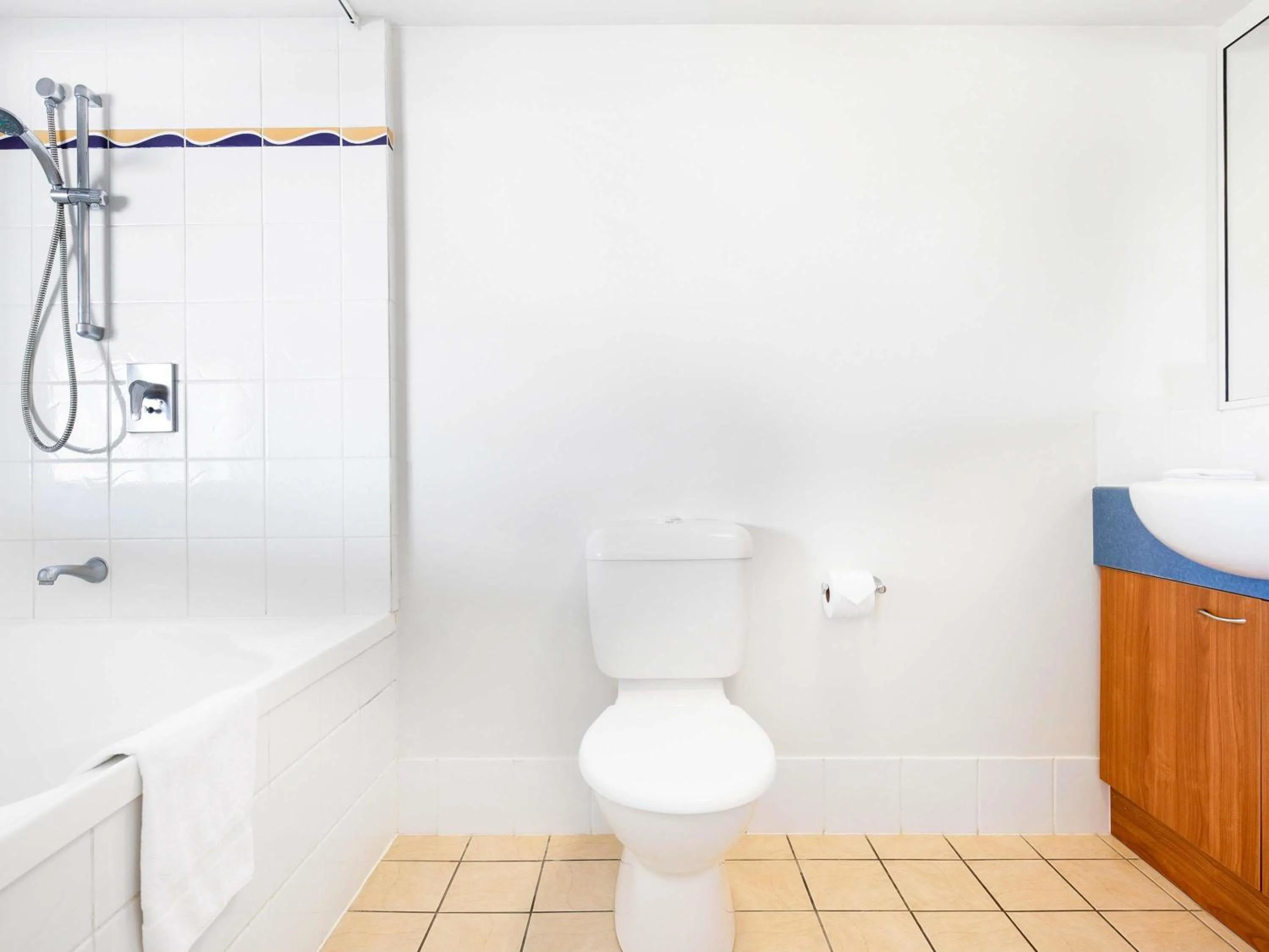 Bedroom in Mantra Hervey Bay