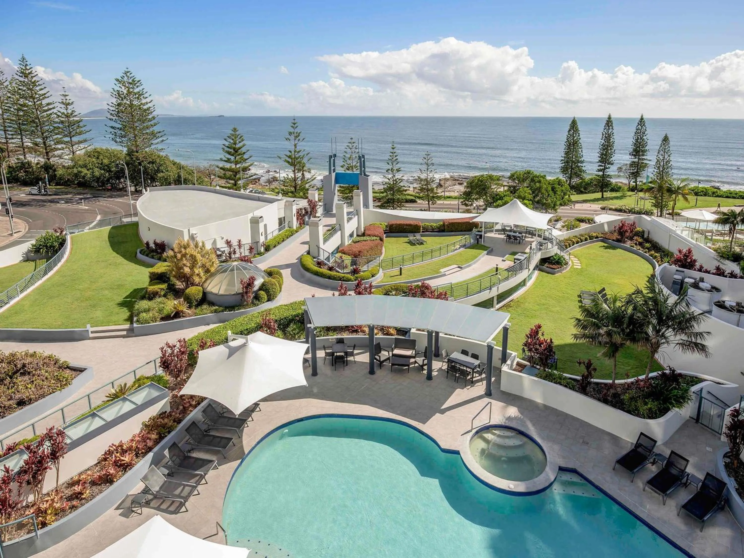 Property building in Mantra Mooloolaba Beach