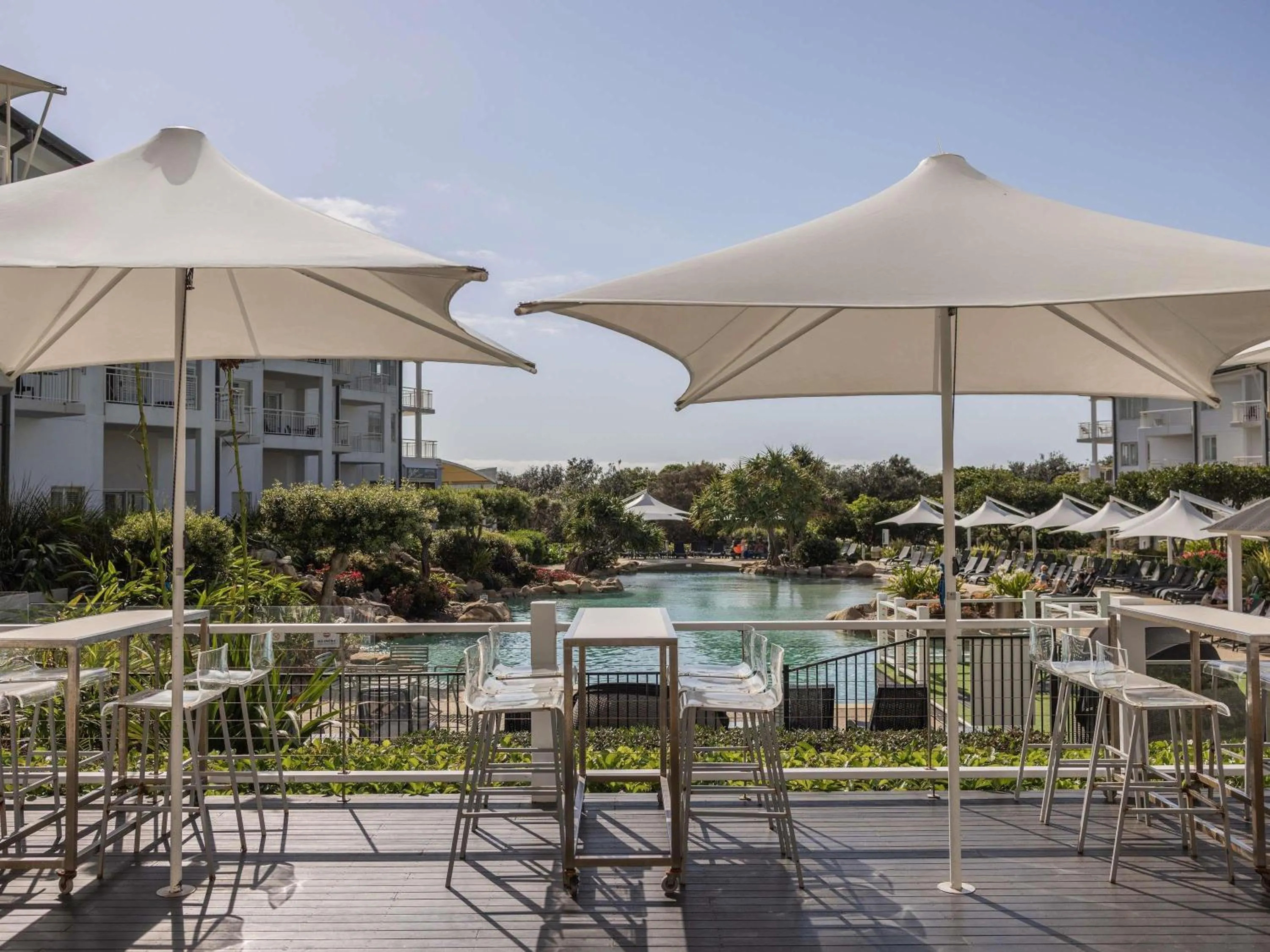 Property building in Mantra on Salt Beach