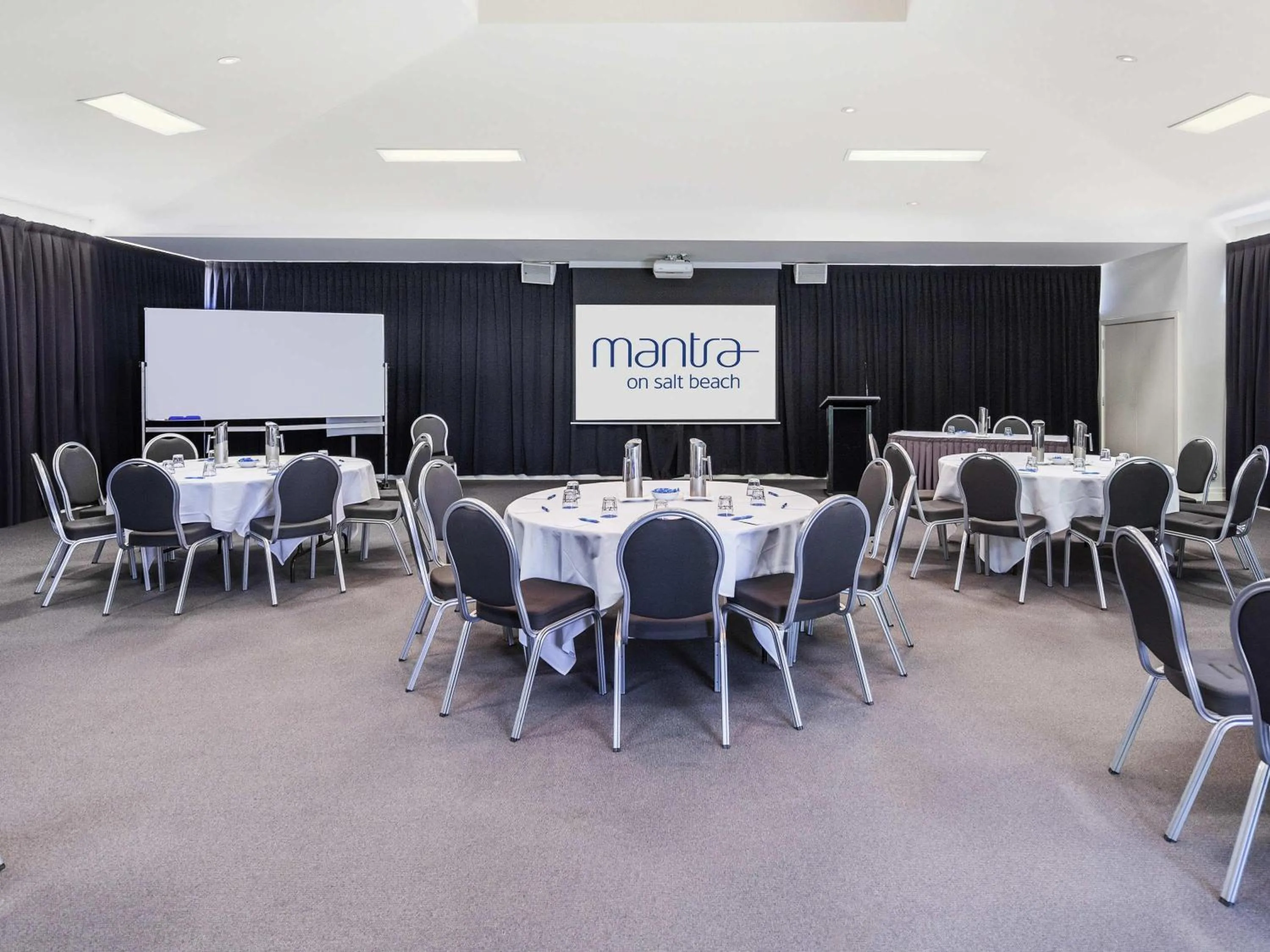 Meeting/conference room in Mantra on Salt Beach