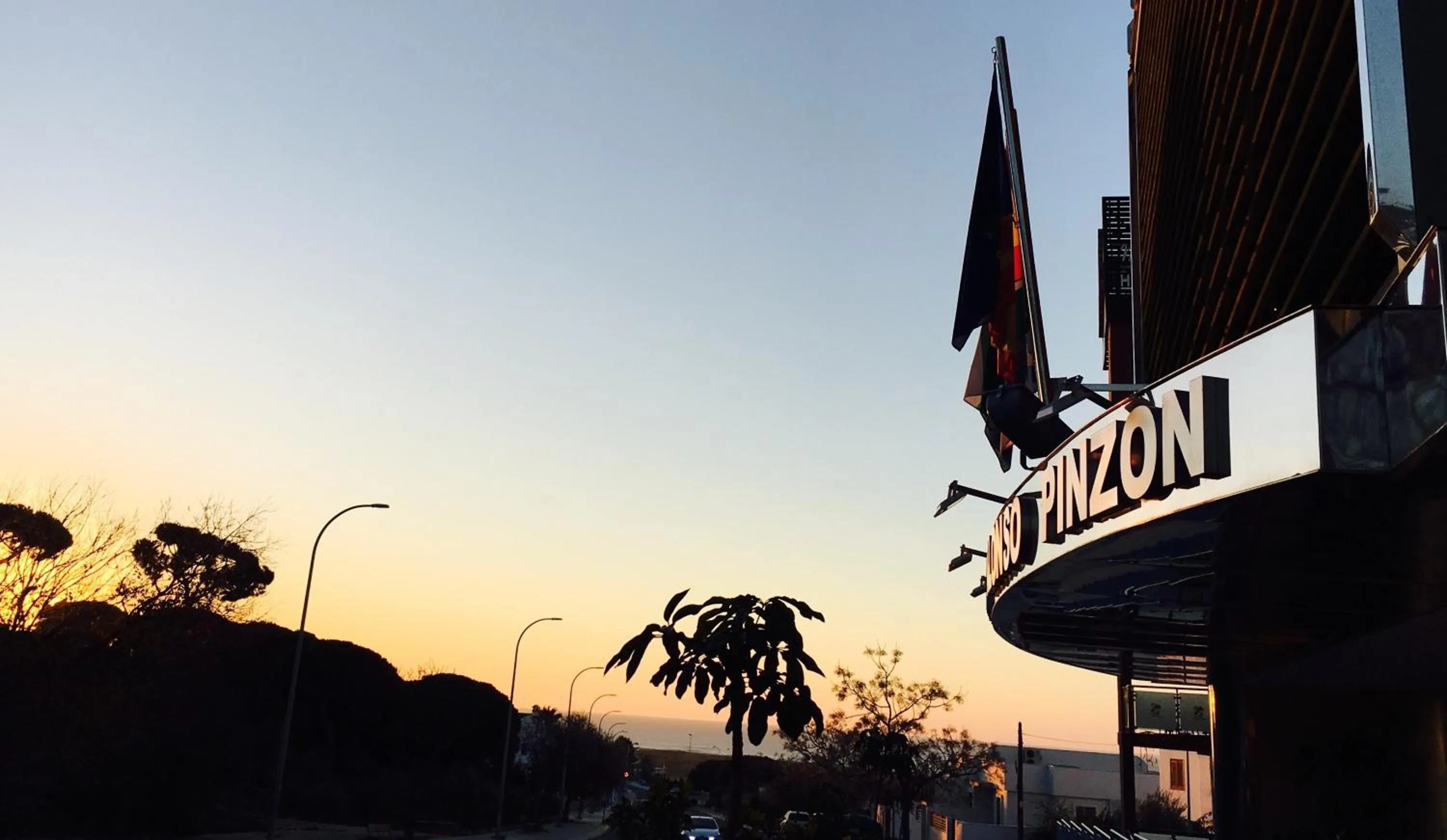 Property logo or sign in Hotel Apartamento Martín Alonso Pinzón