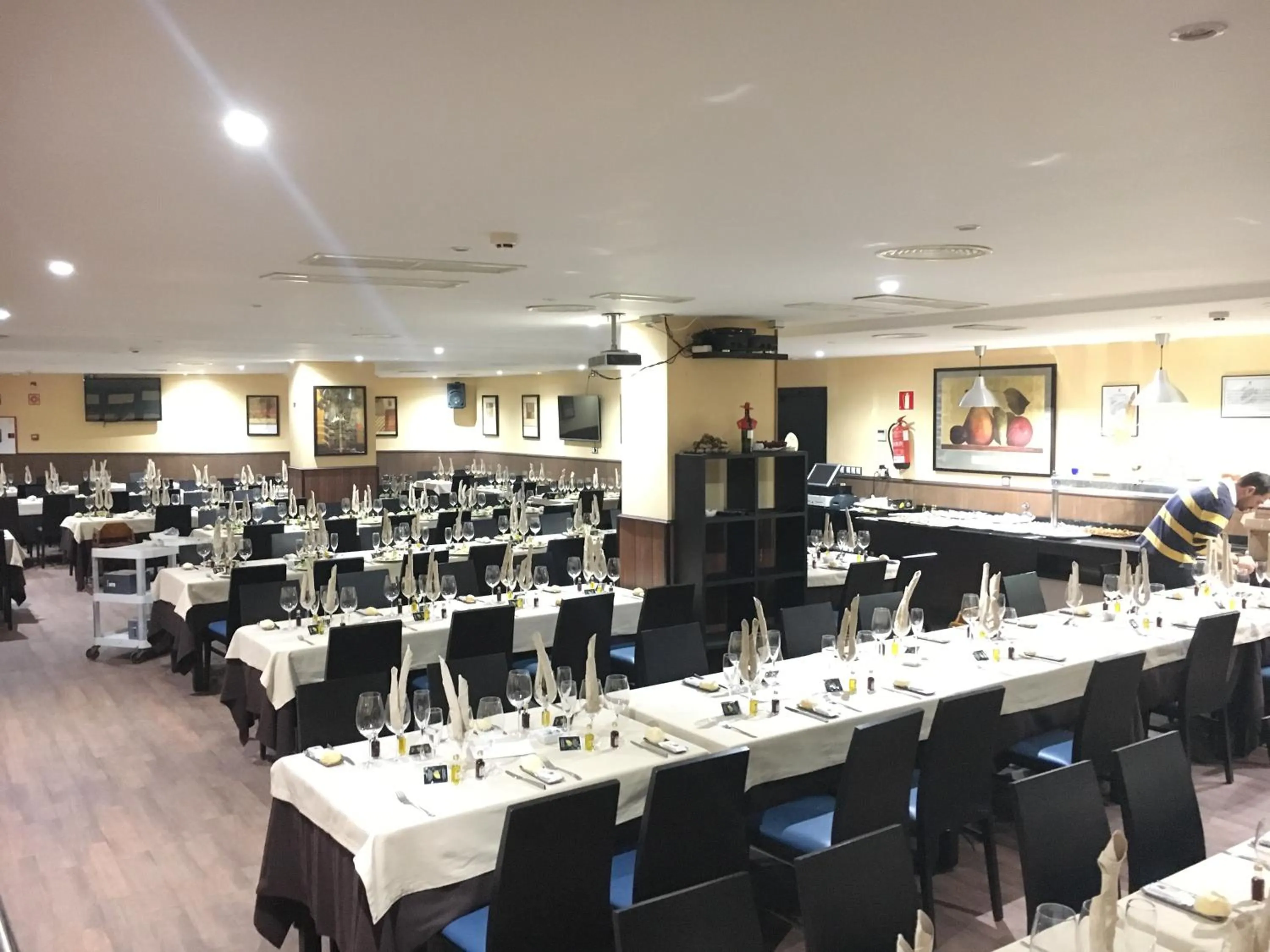 Restaurant/places to eat in Hotel Apartamento Martín Alonso Pinzón