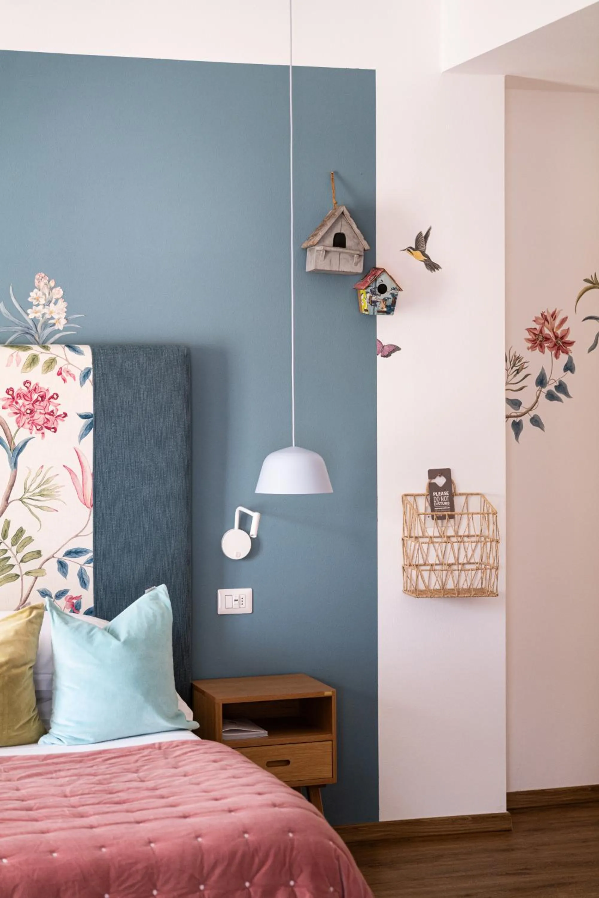 Decorative detail, Bed in Hotel Villa Edera & La Torretta