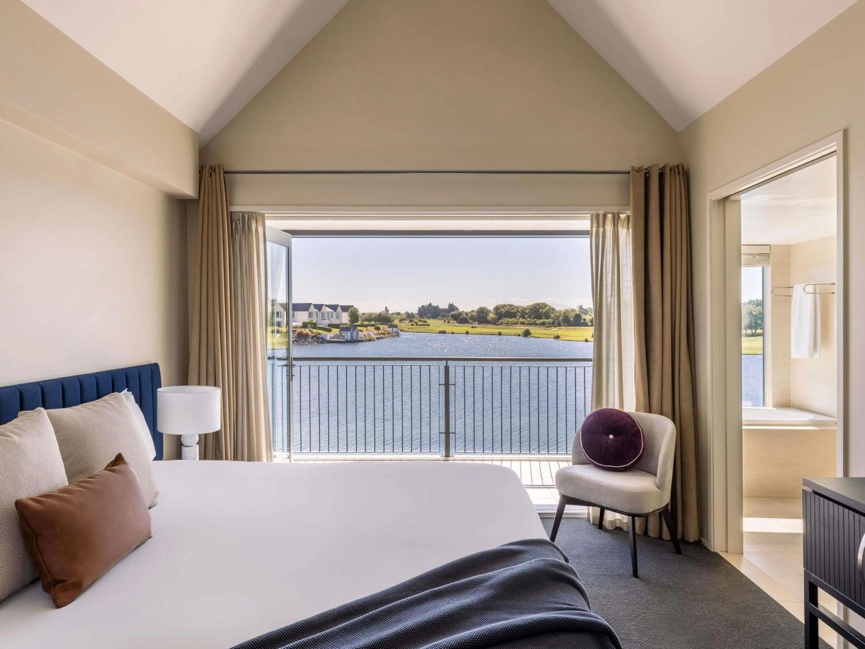 Other, Bed in Peppers Clearwater Resort