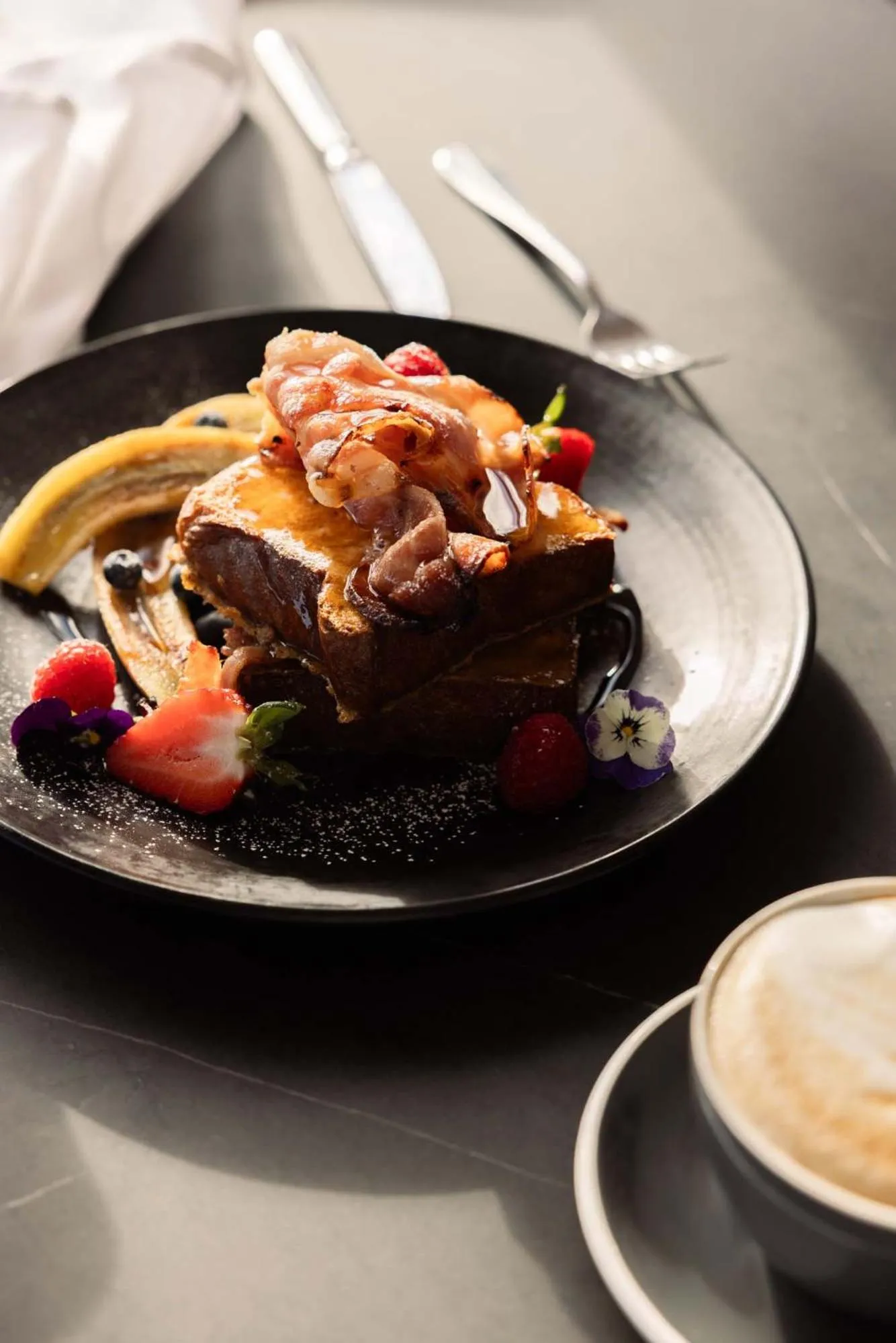 Restaurant/places to eat in Peppers Clearwater Resort