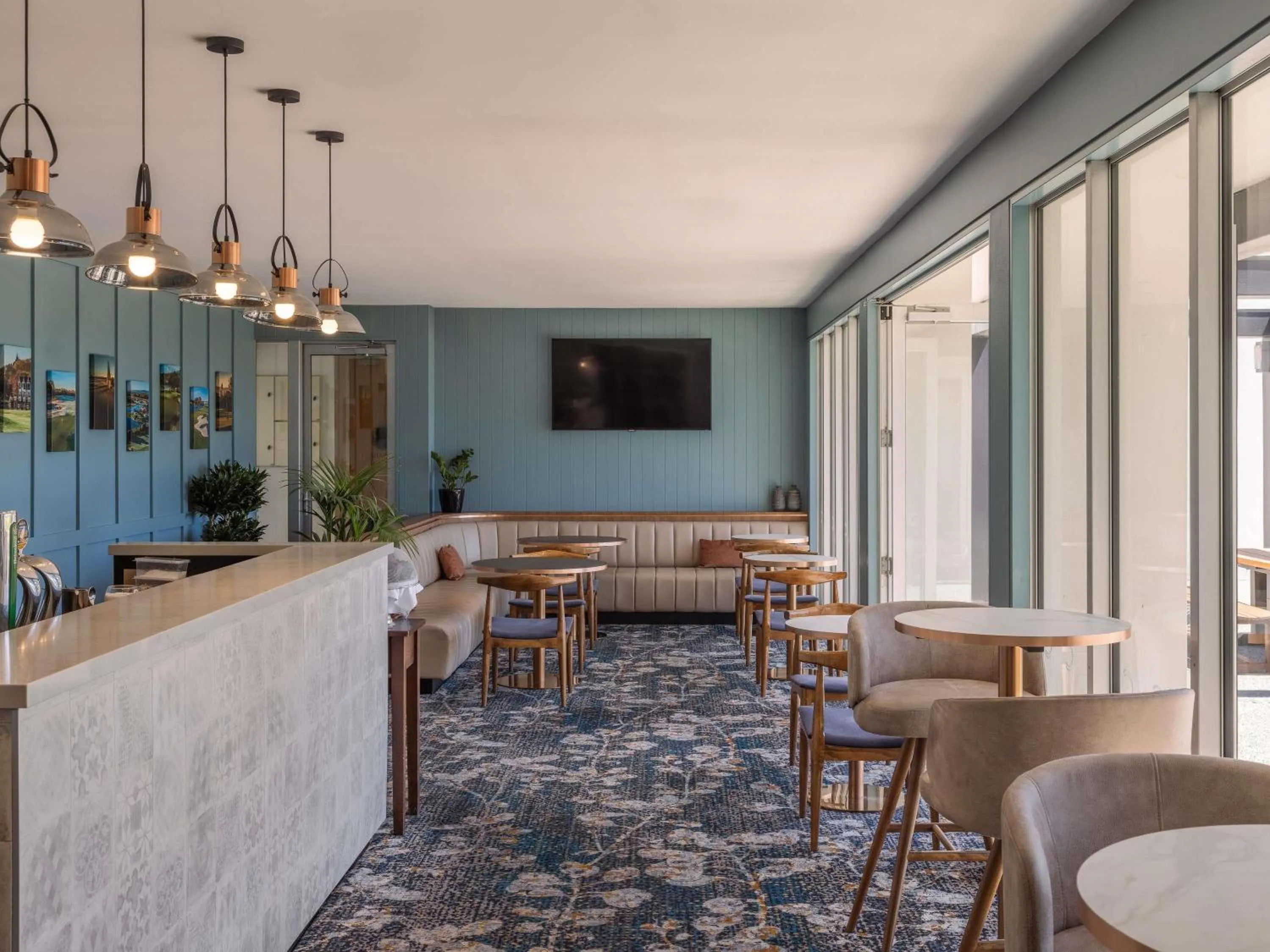 Lounge or bar in Peppers Clearwater Resort