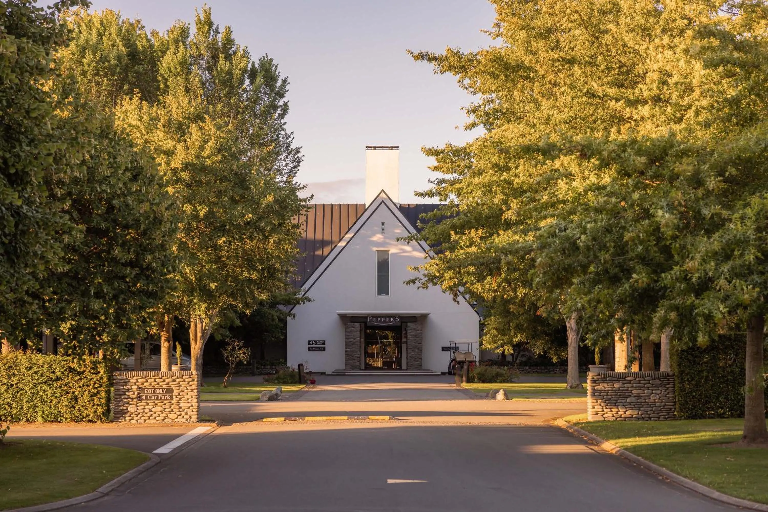 Property building in Peppers Clearwater Resort