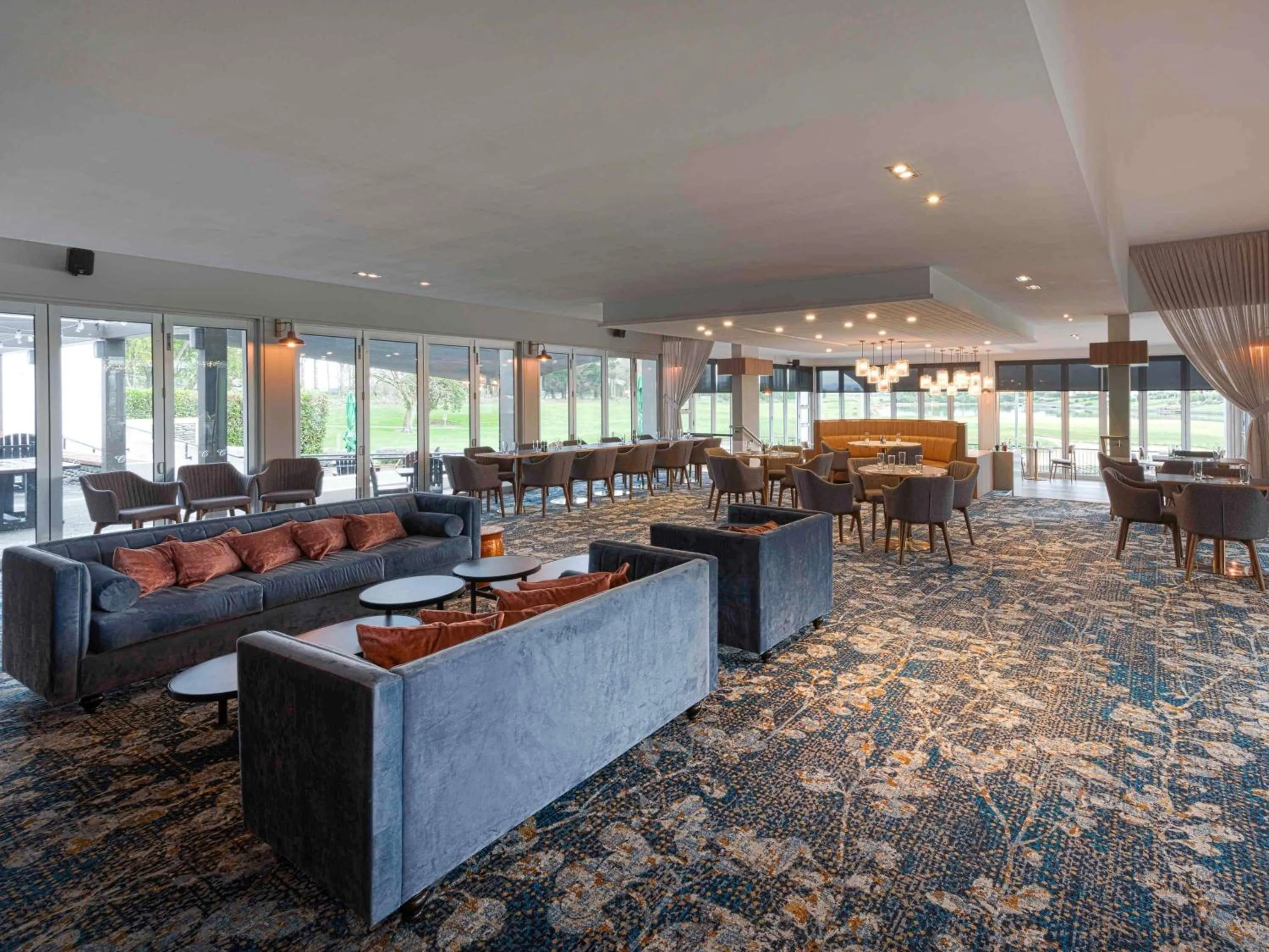 Property building in Peppers Clearwater Resort