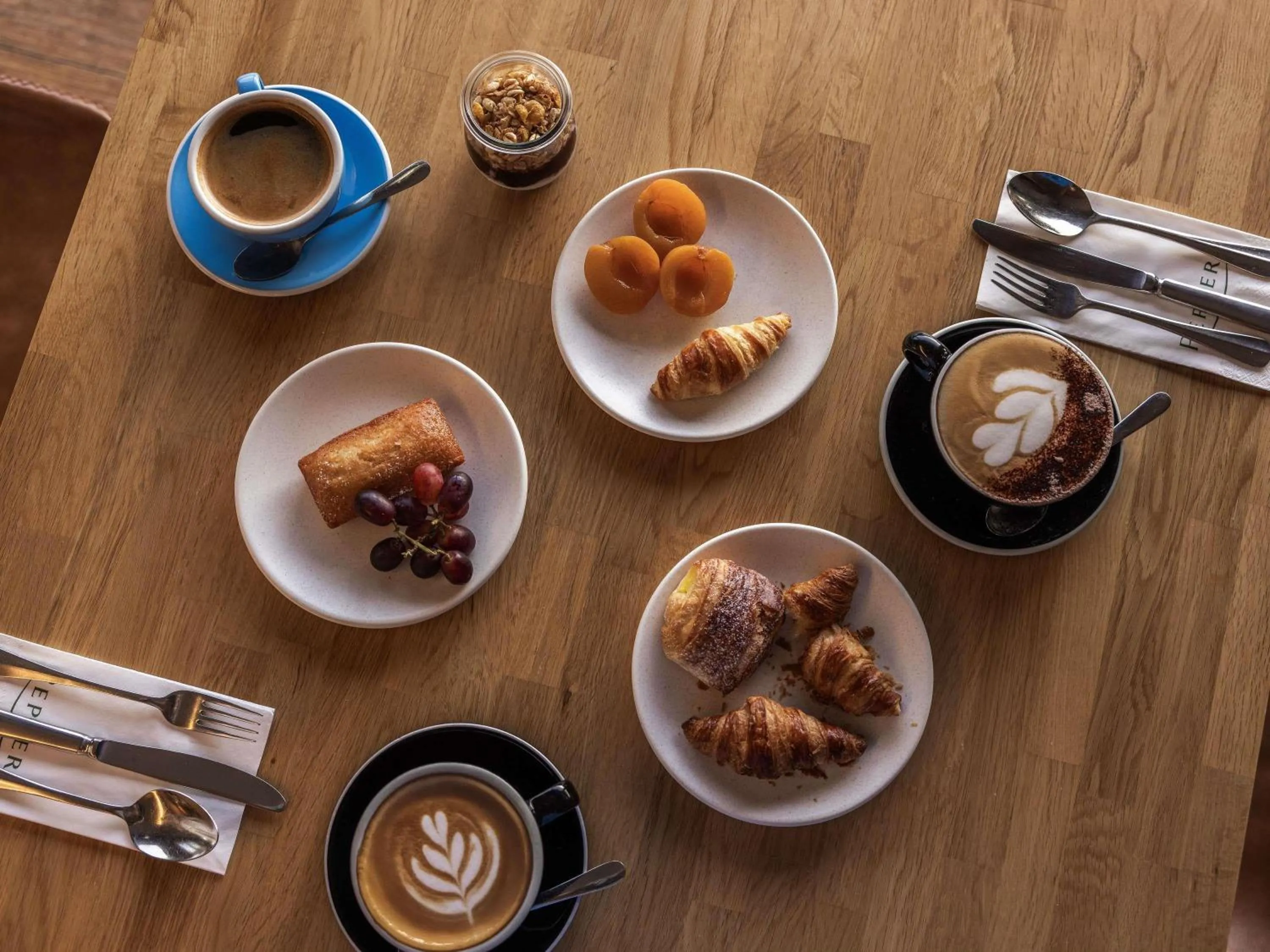 Breakfast in Peppers Bluewater Resort