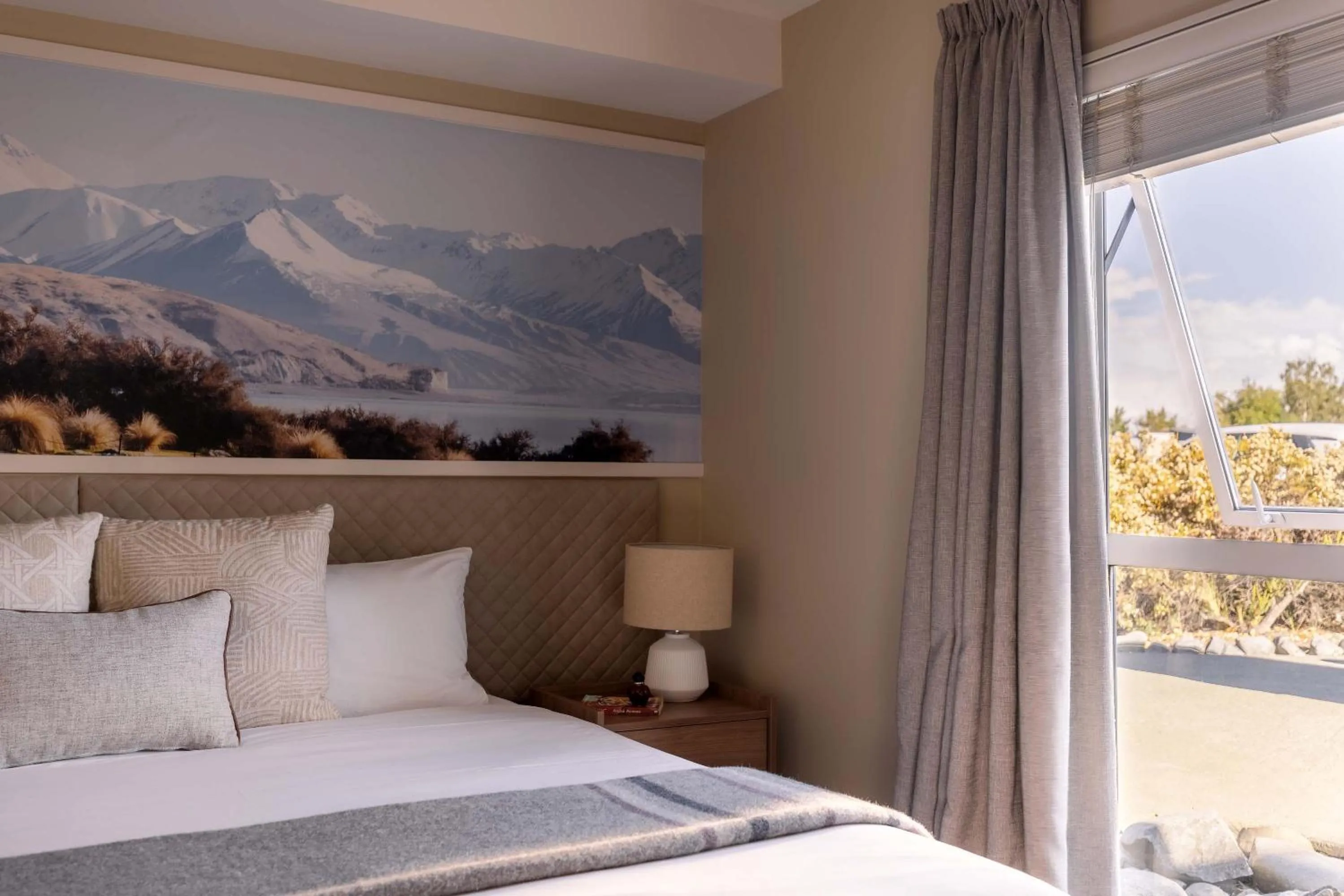 Bedroom, Bed in Peppers Bluewater Resort