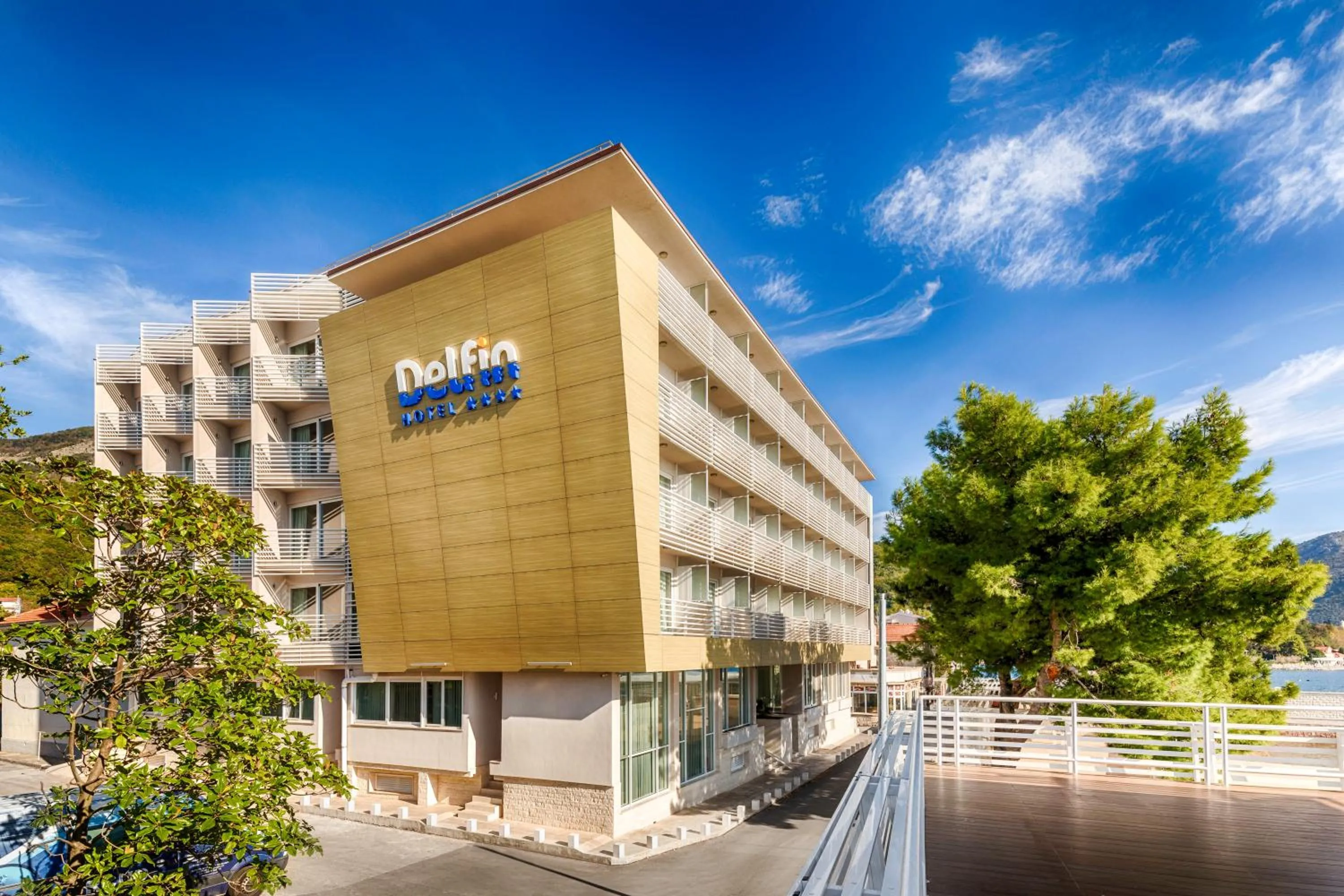 Property building in Carine Hotel Delfin