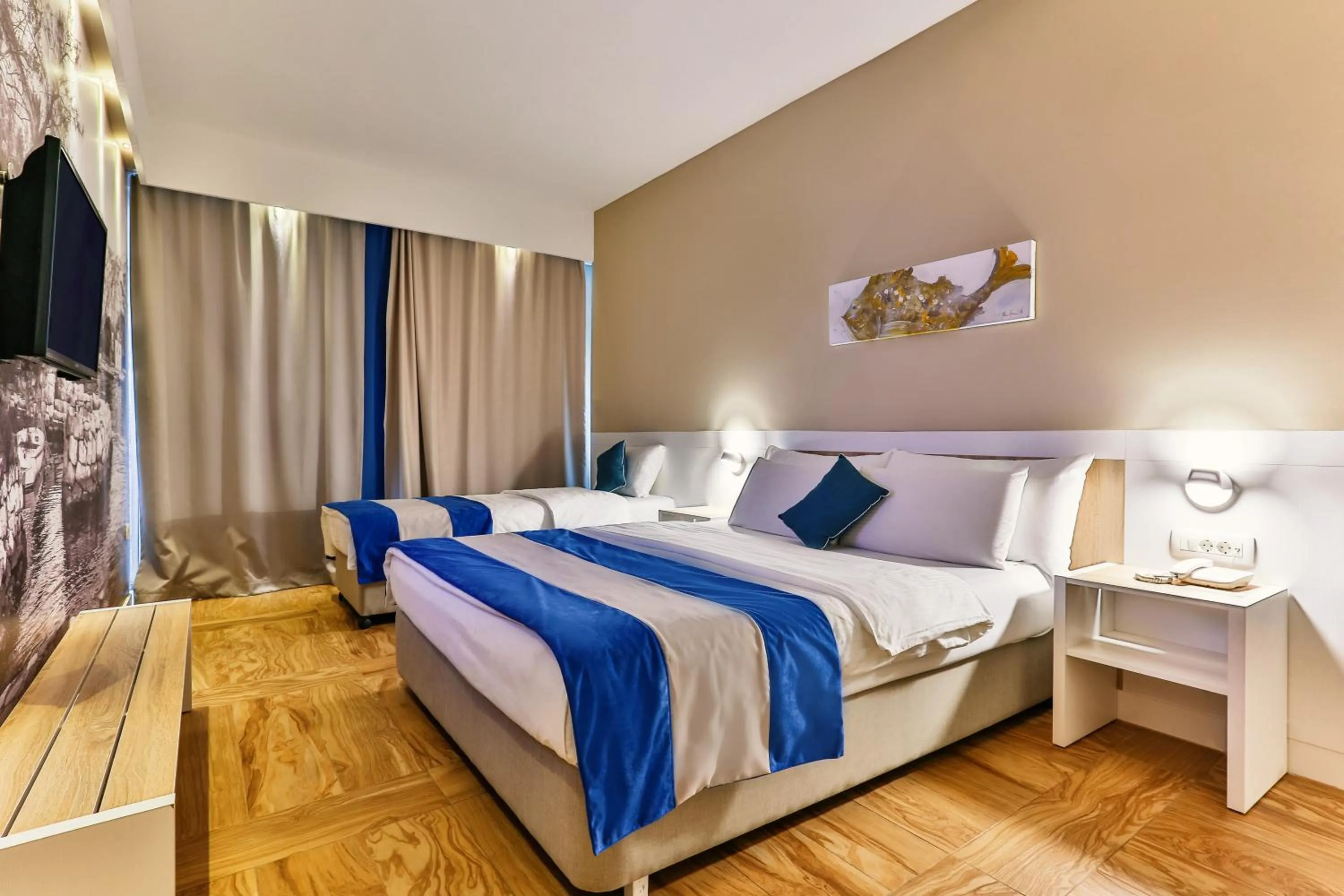 Bedroom, Bed in Carine Hotel Delfin