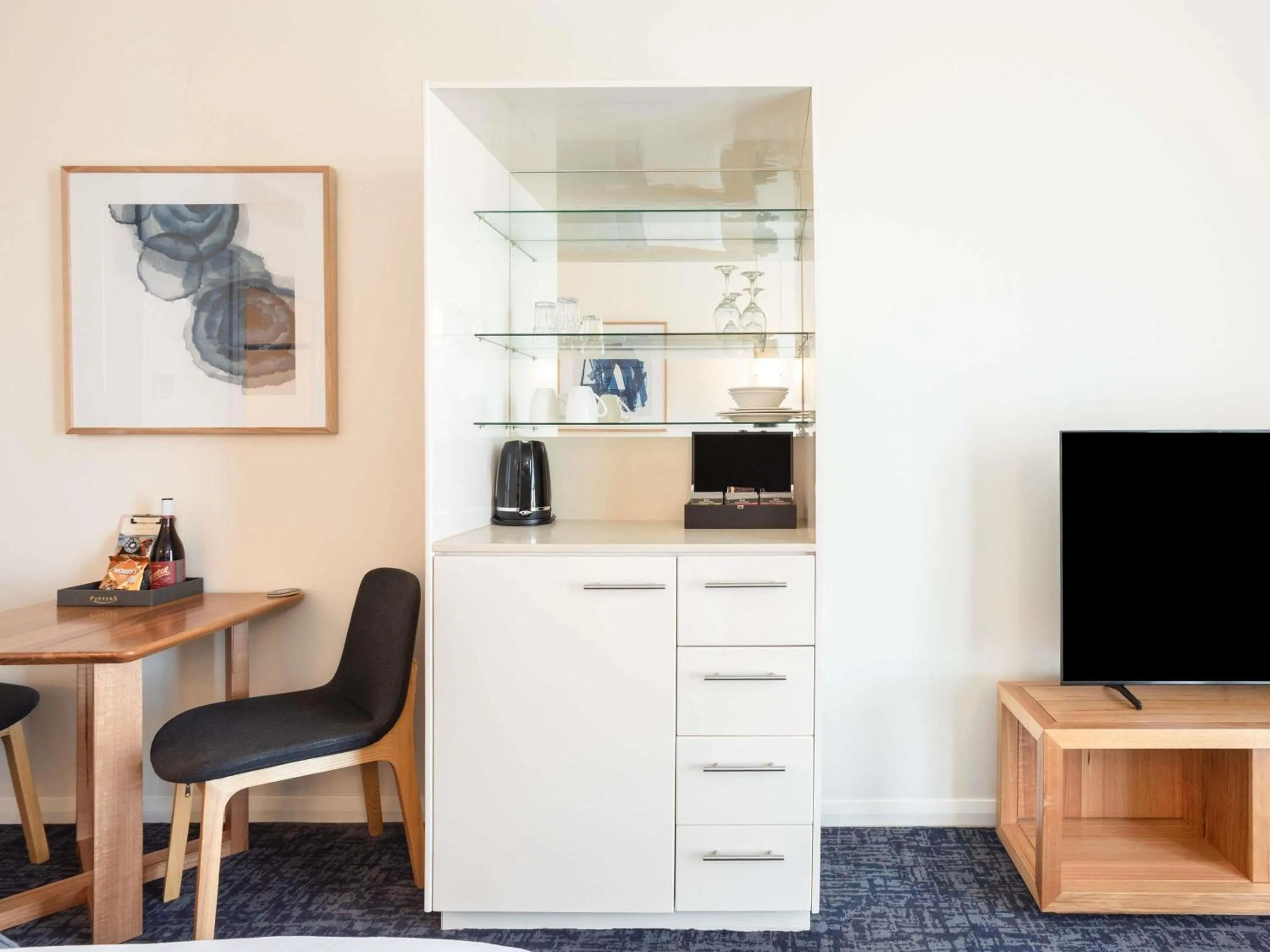 Bedroom in Peppers Seaport Launceston