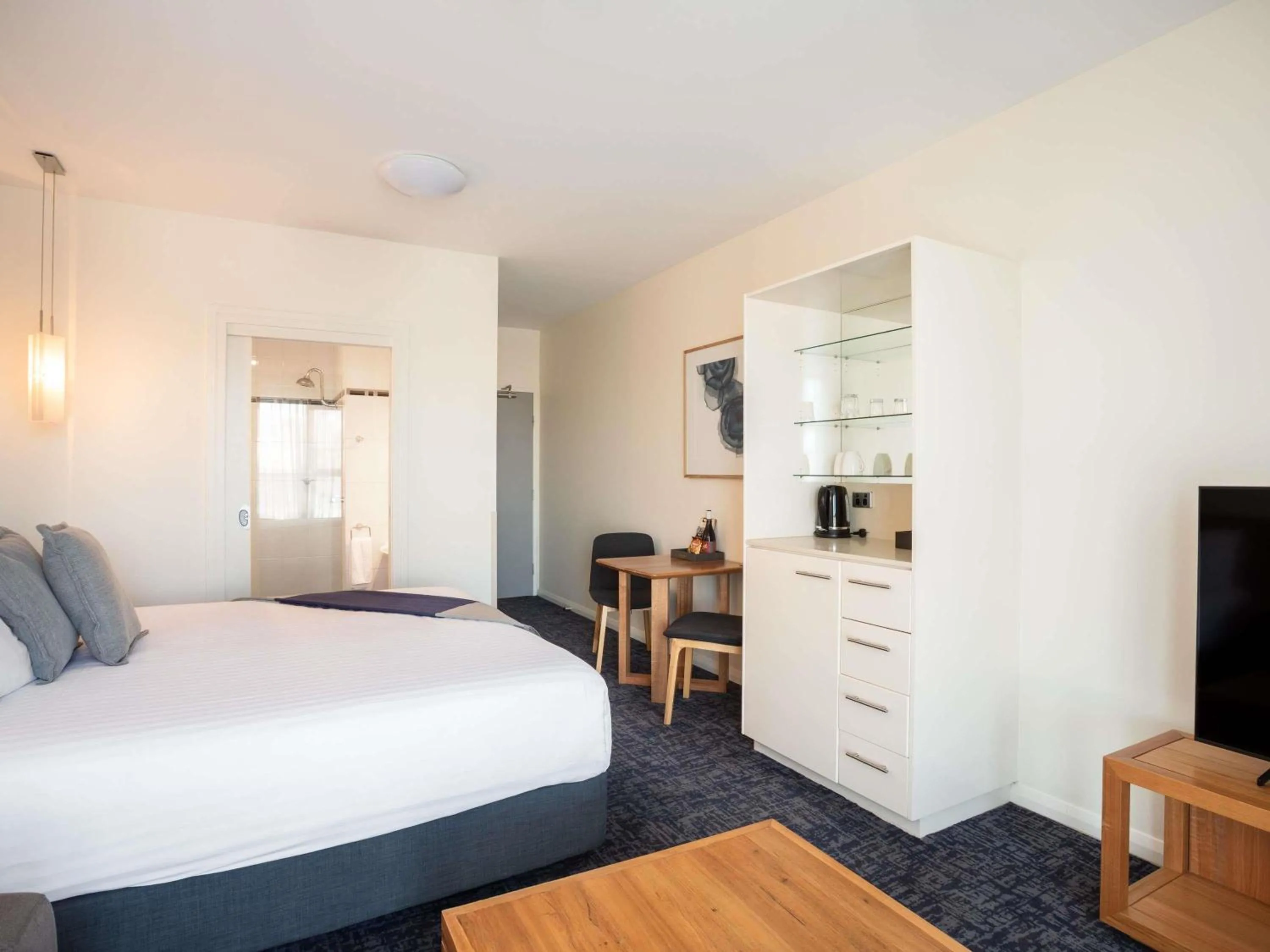 Bedroom, Bed in Peppers Seaport Launceston