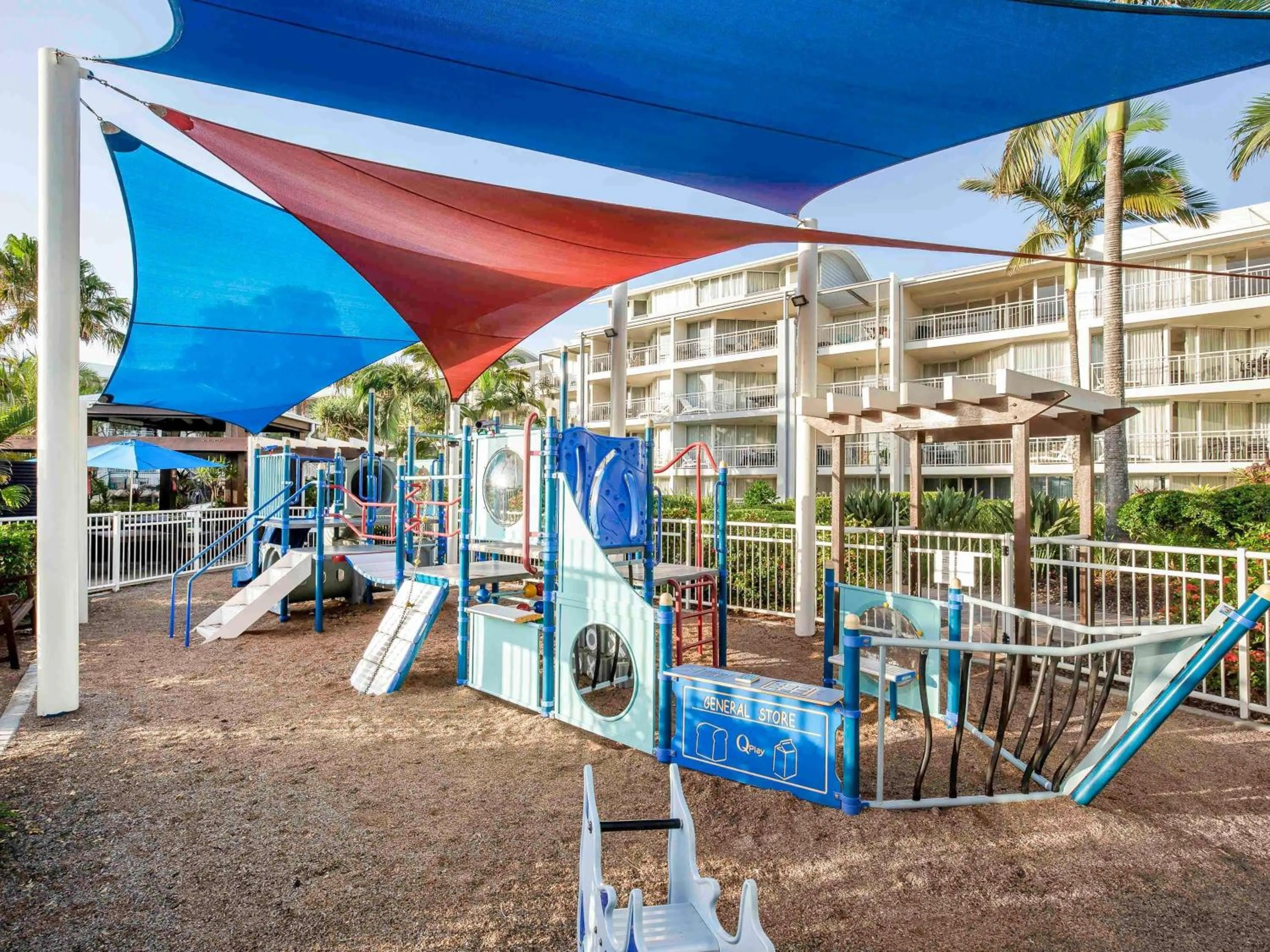 Property building in BreakFree Alexandra Beach