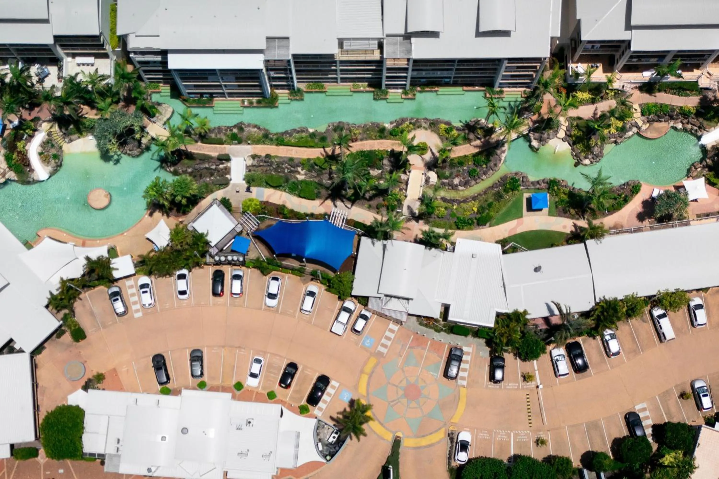 Swimming pool in BreakFree Alexandra Beach