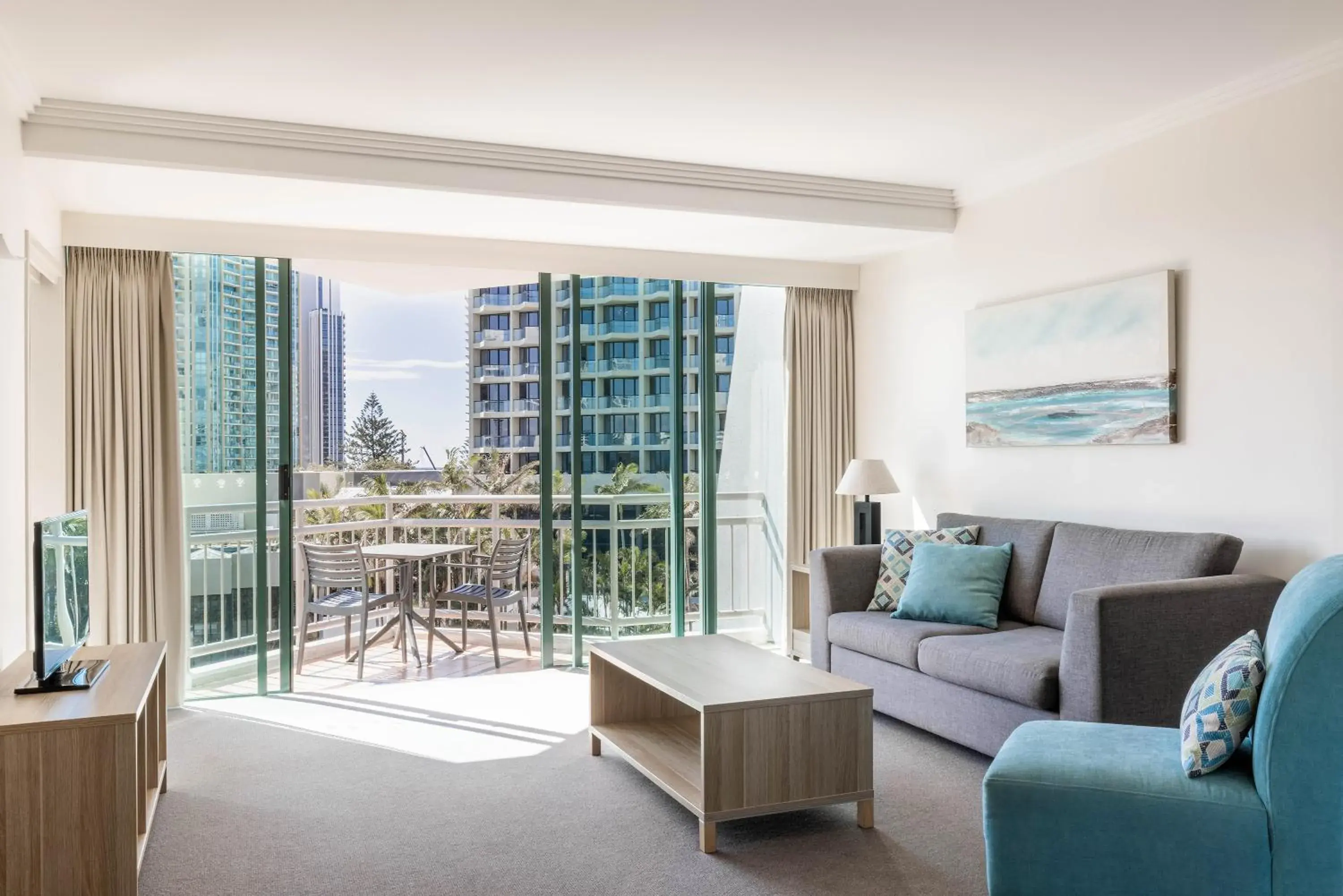 One-Bedroom Apartment in Mantra Crown Towers One-Bedroom Apartment in Mantra Crown Towers