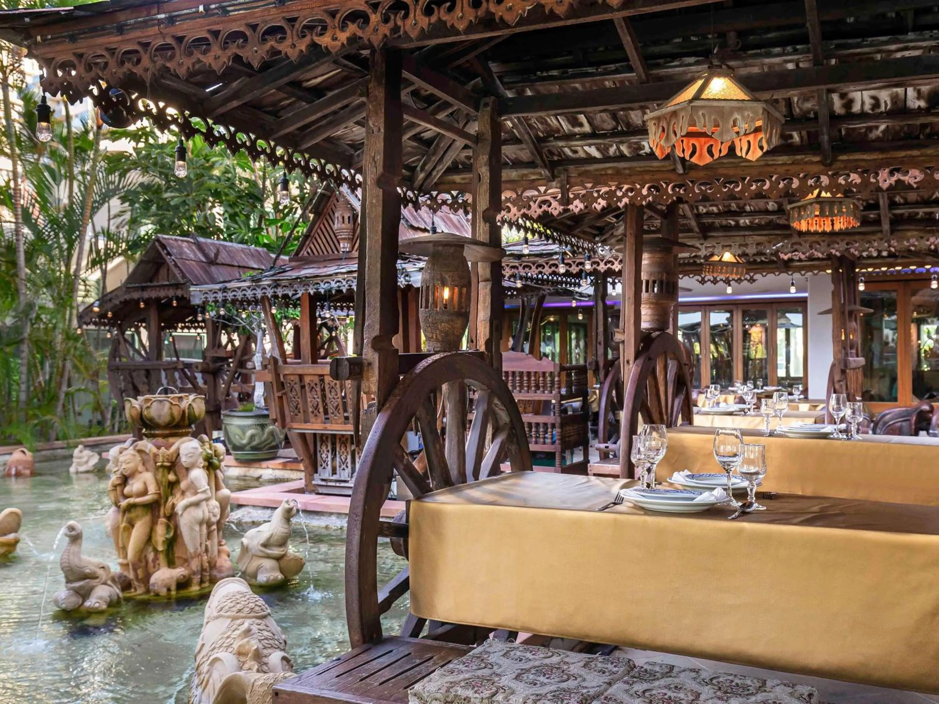 Breakfast in Mantra Crown Towers