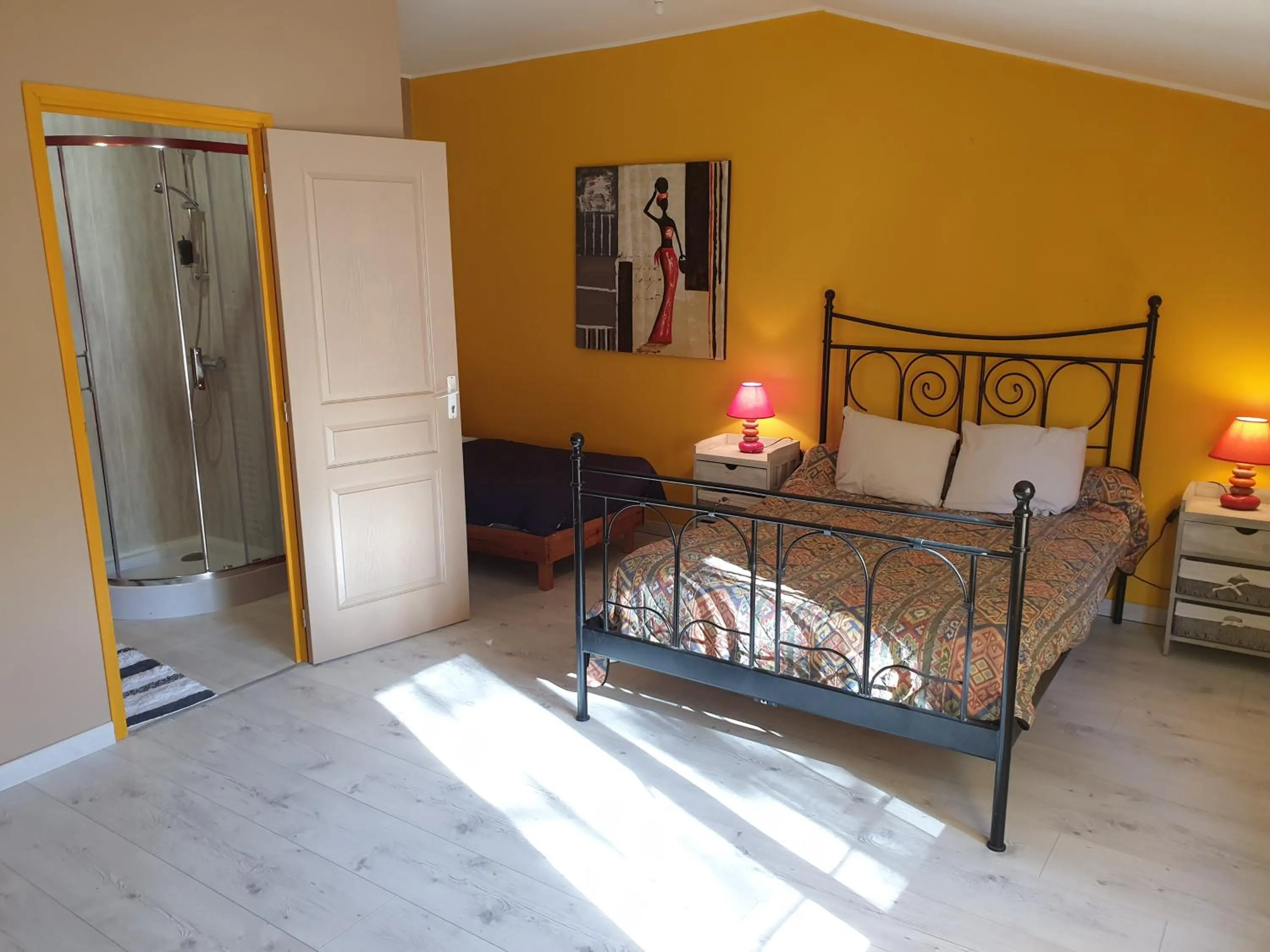 Photo of the whole room, Bed in Gîte et Chambre d'hôte de l'élevage du Lattay