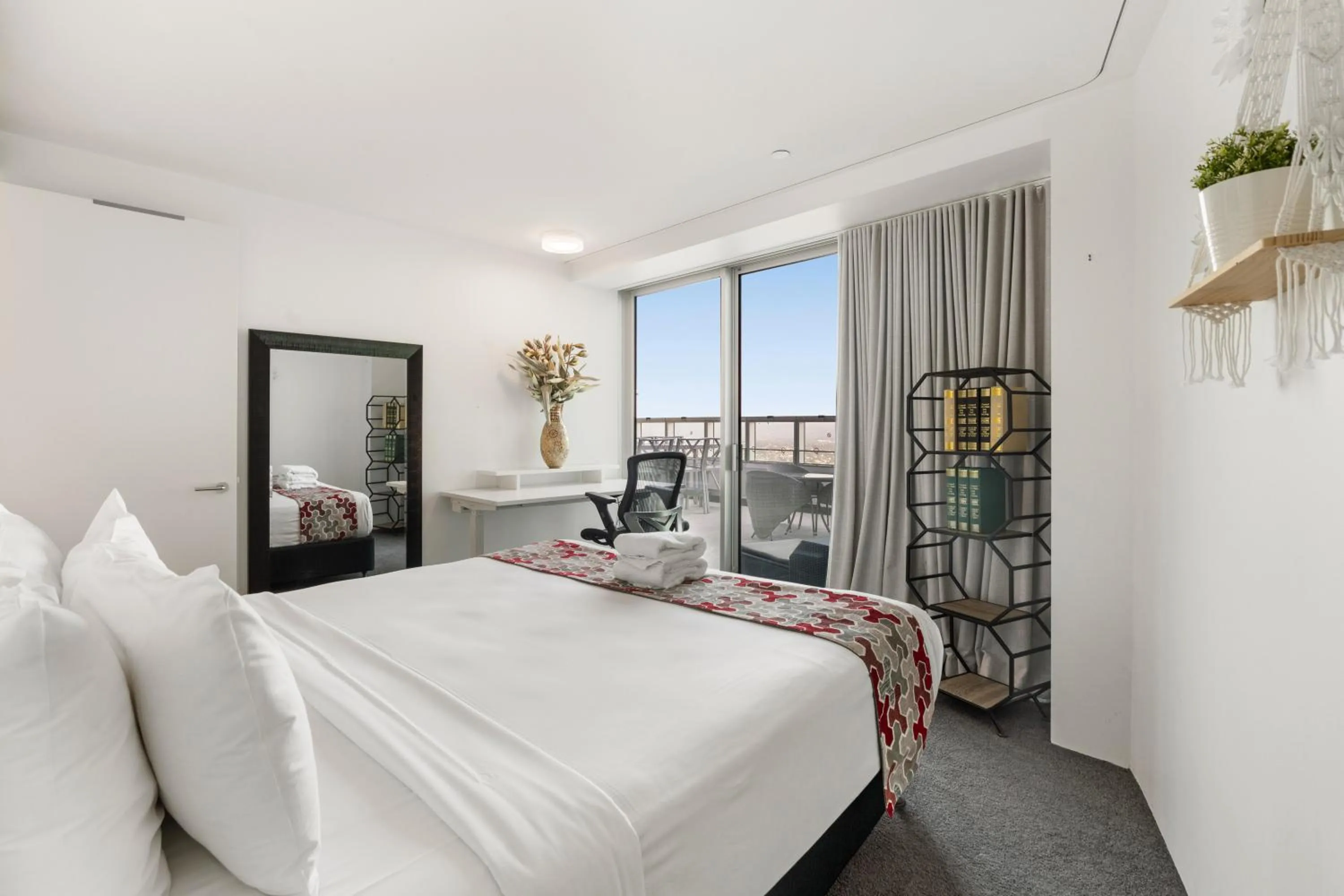 Bed in Q1 Resort & Spa - Official