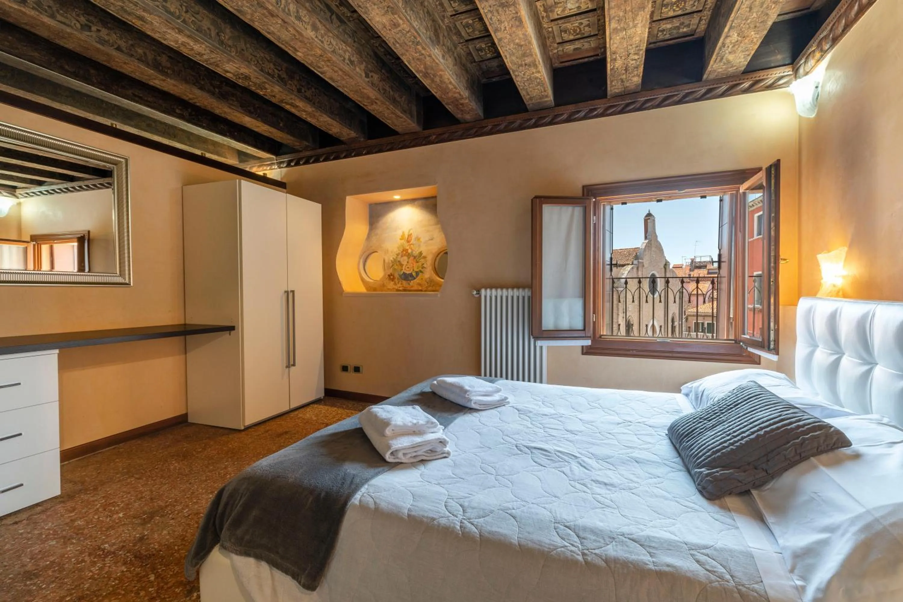 Bed in Doge Morosini Palace by Wonderful Italy