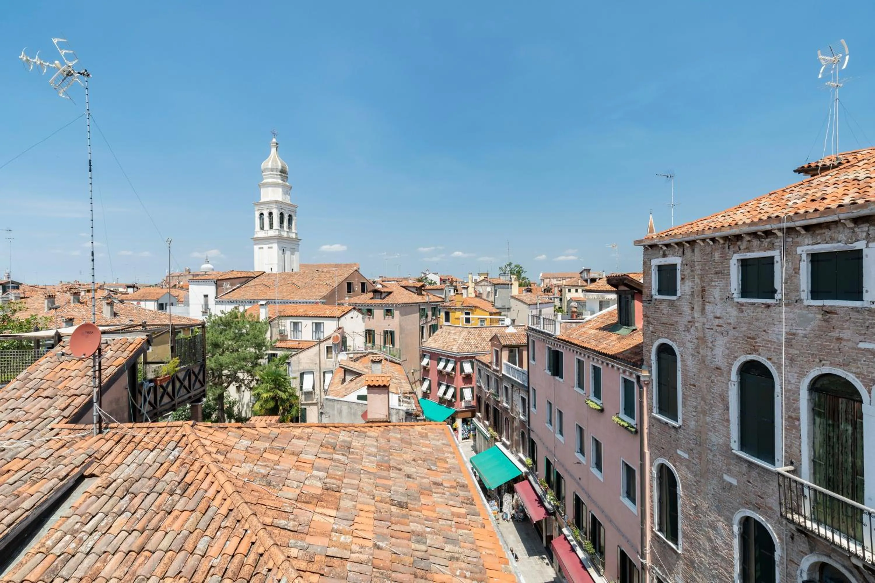 Nearby landmark in Doge Morosini Palace by Wonderful Italy