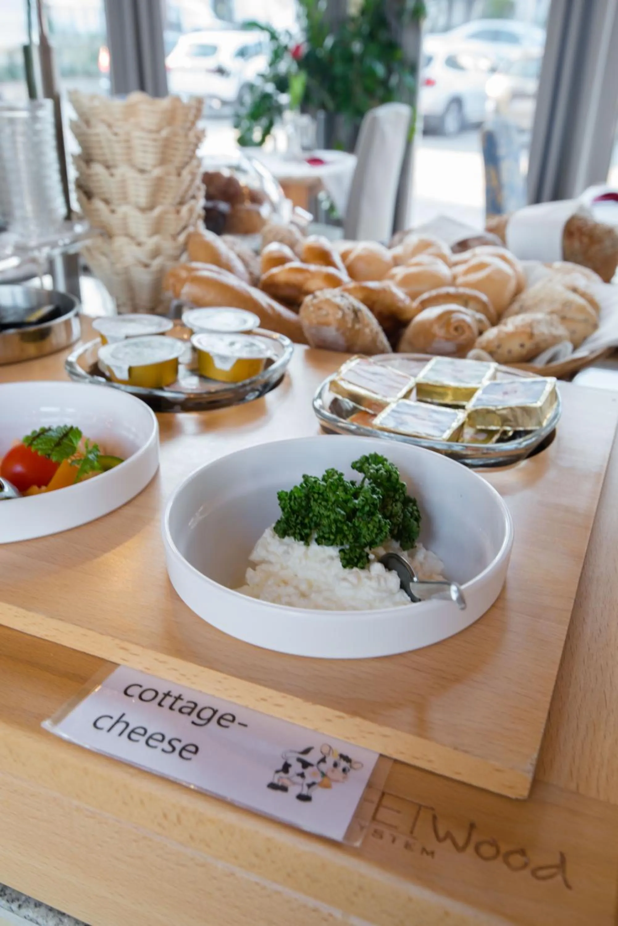 Buffet breakfast in Der Marienhof Hotel Garni