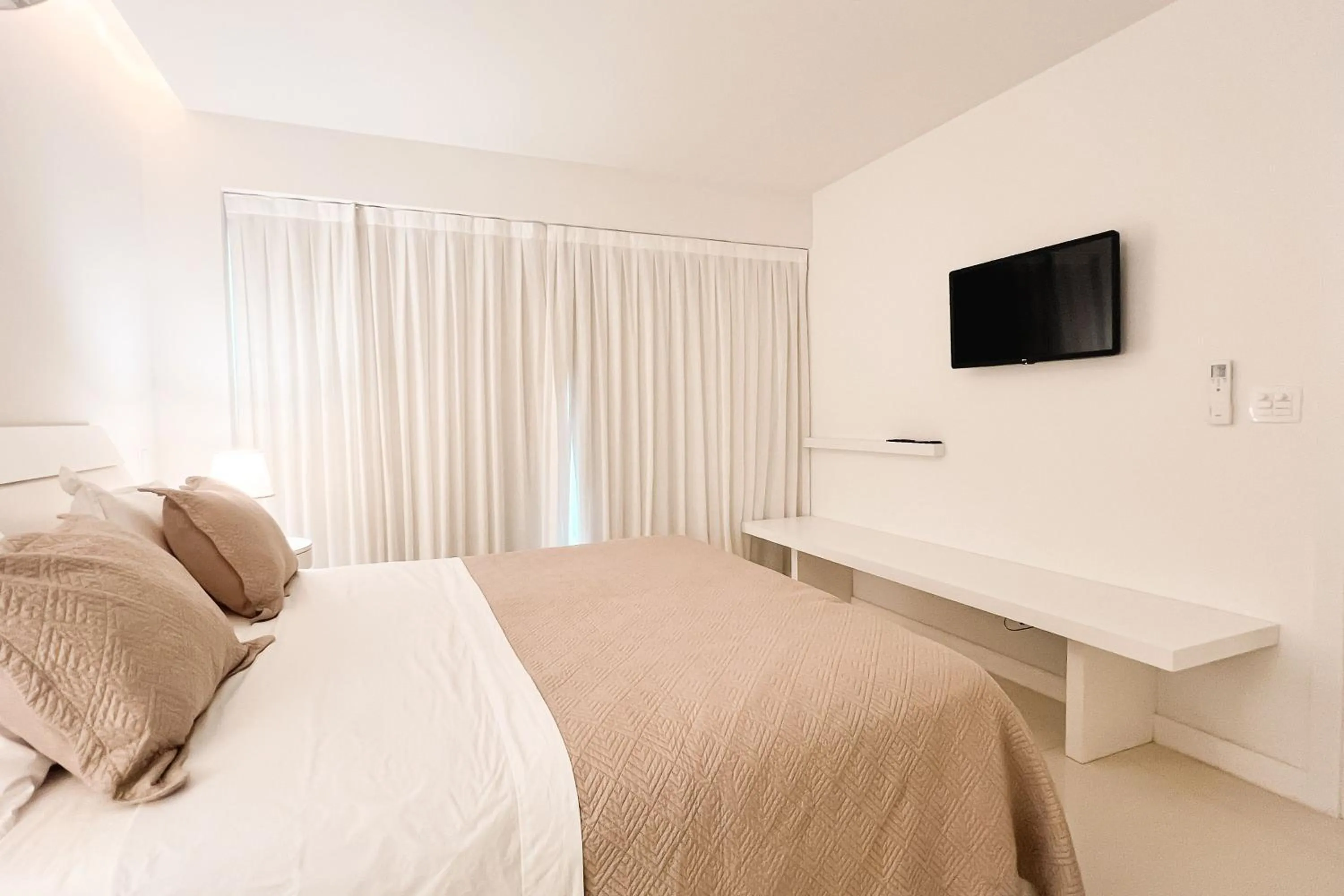 Bedroom in Ipanema Apart-hotel on the Beach