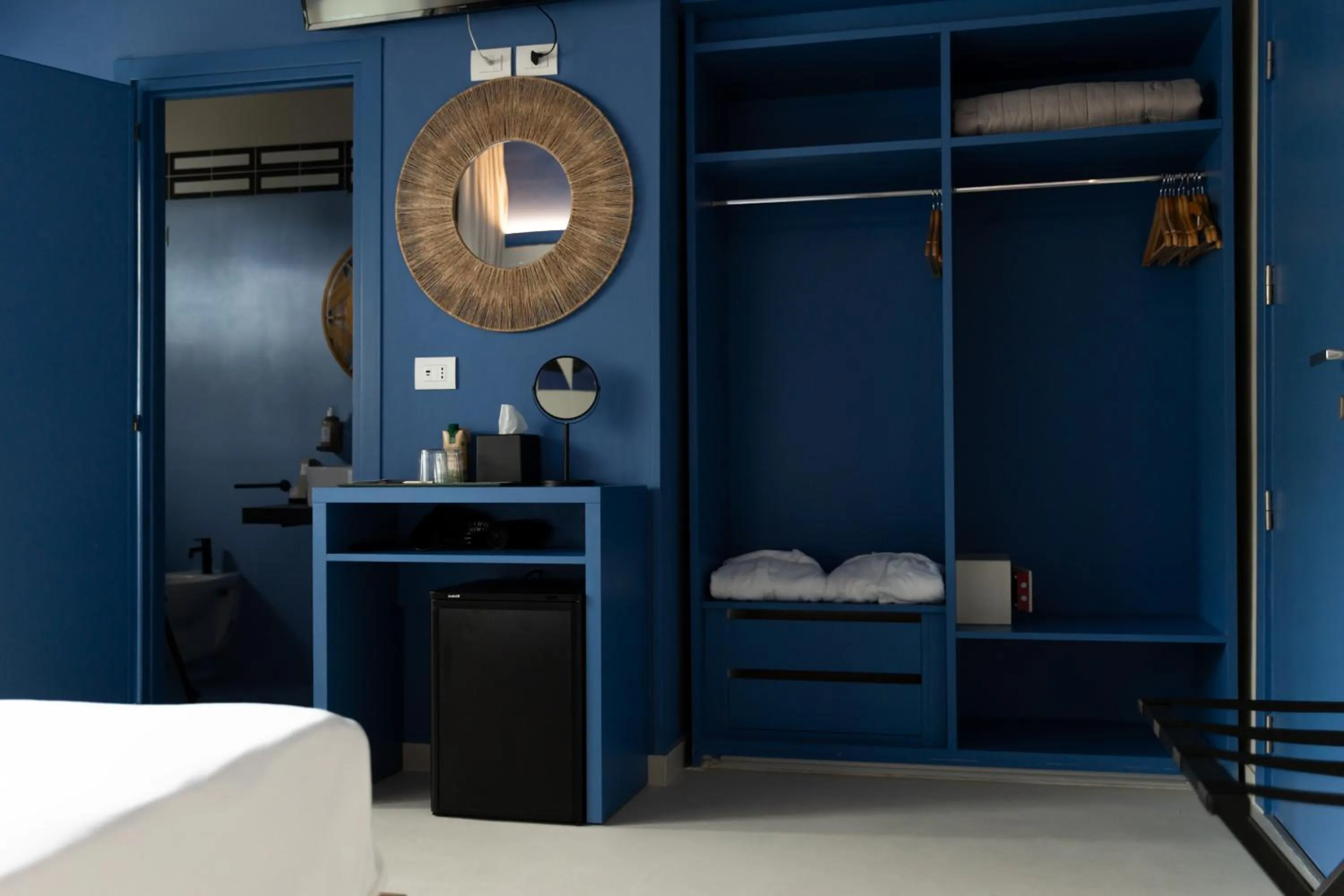 Photo of the whole room, Bed in MARITTIMO Milano Marittima