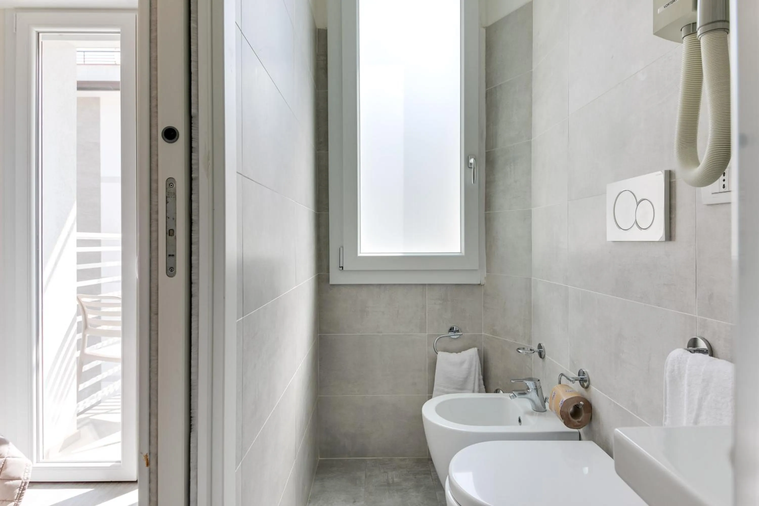 Shower in MARITTIMO Milano Marittima