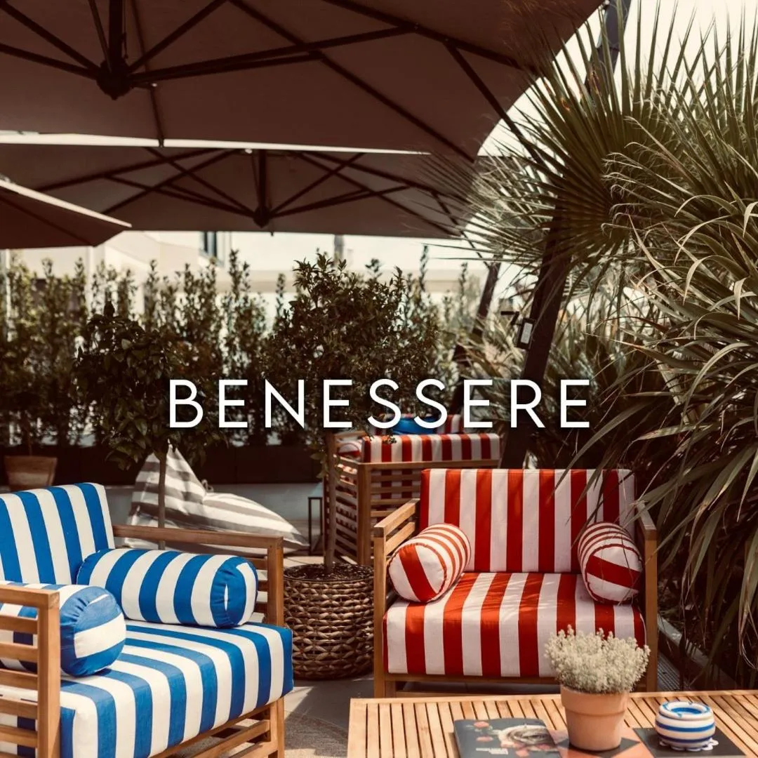 Text overlay in MARITTIMO Milano Marittima