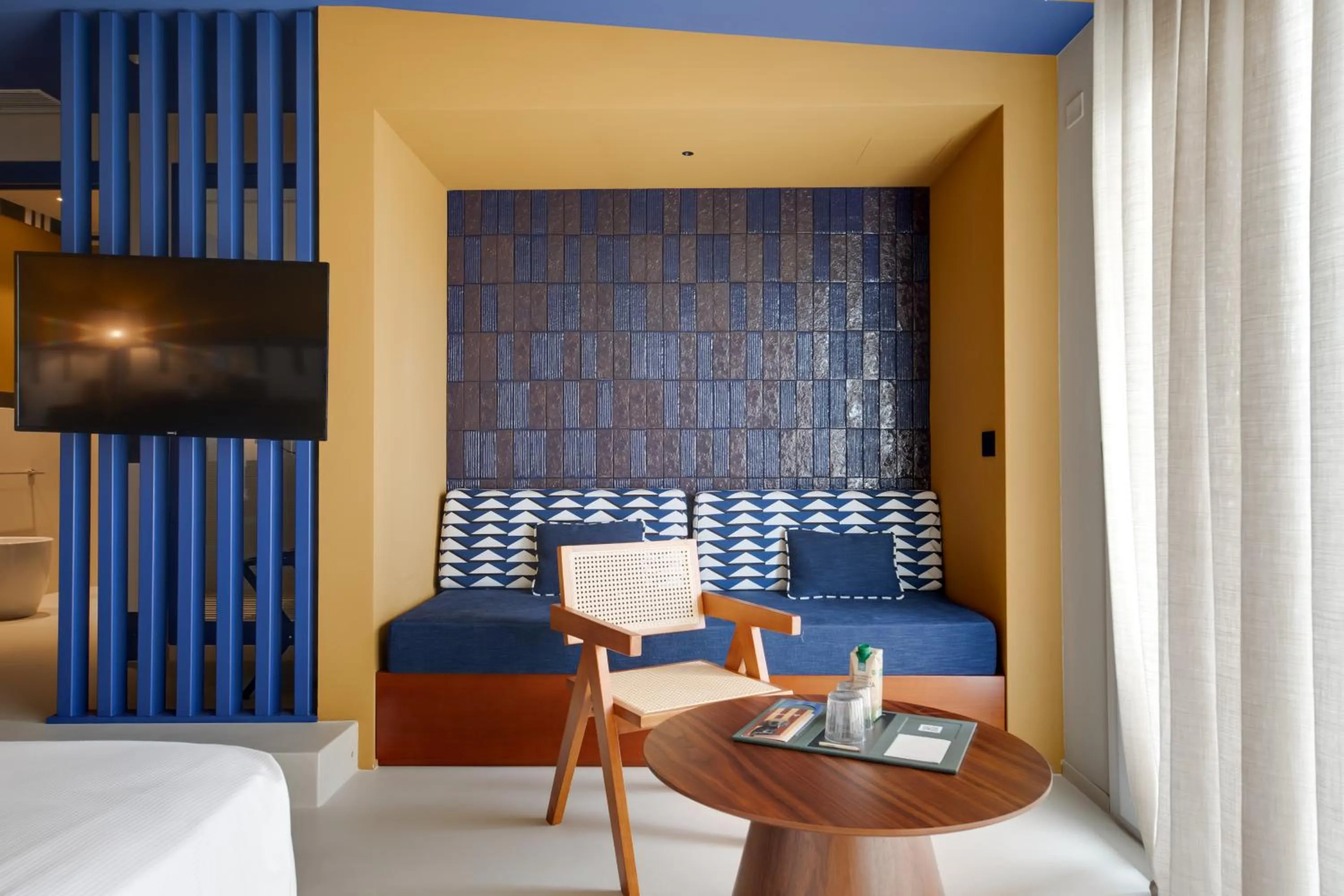 Decorative detail, Bed in MARITTIMO Milano Marittima