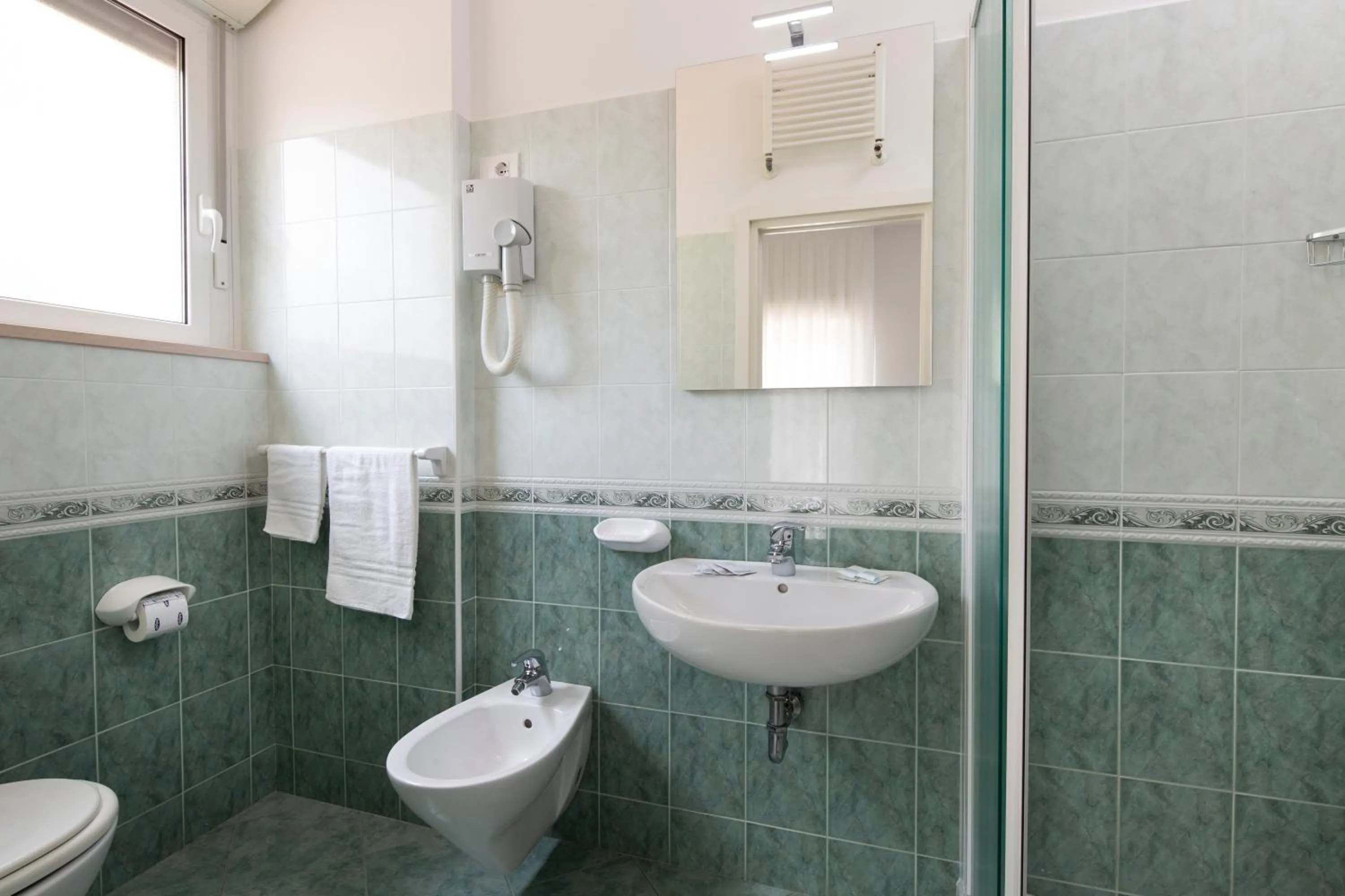 Toilet in MARITTIMO Milano Marittima