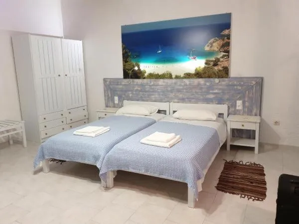 Bed in Hotel Finiki View