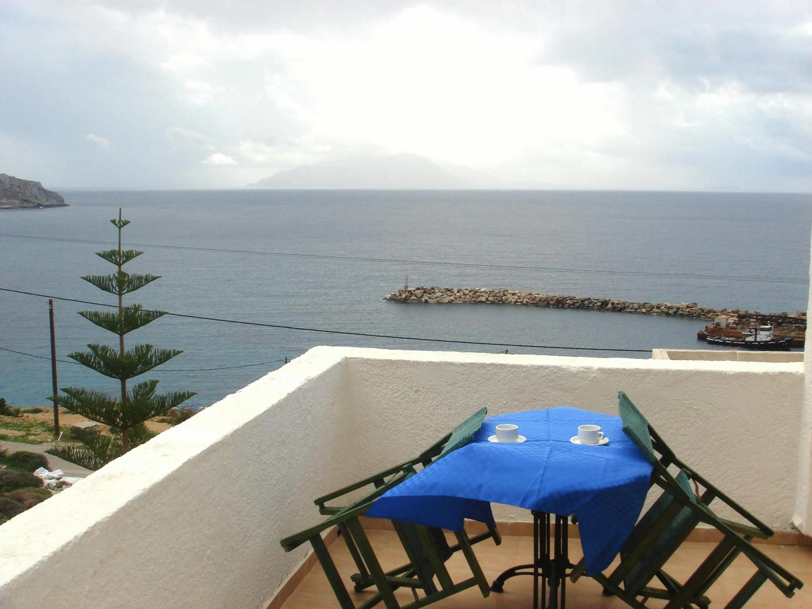 Day in Hotel Finiki View