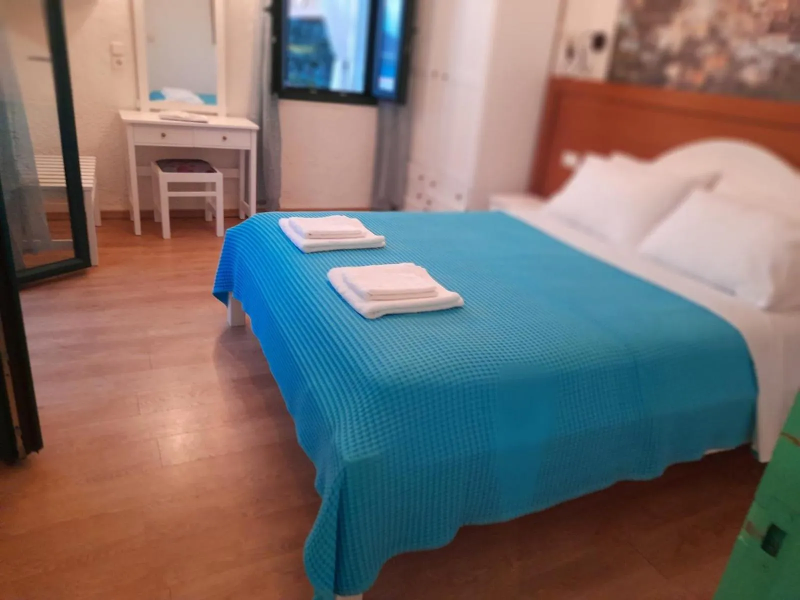 Bed in Hotel Finiki View