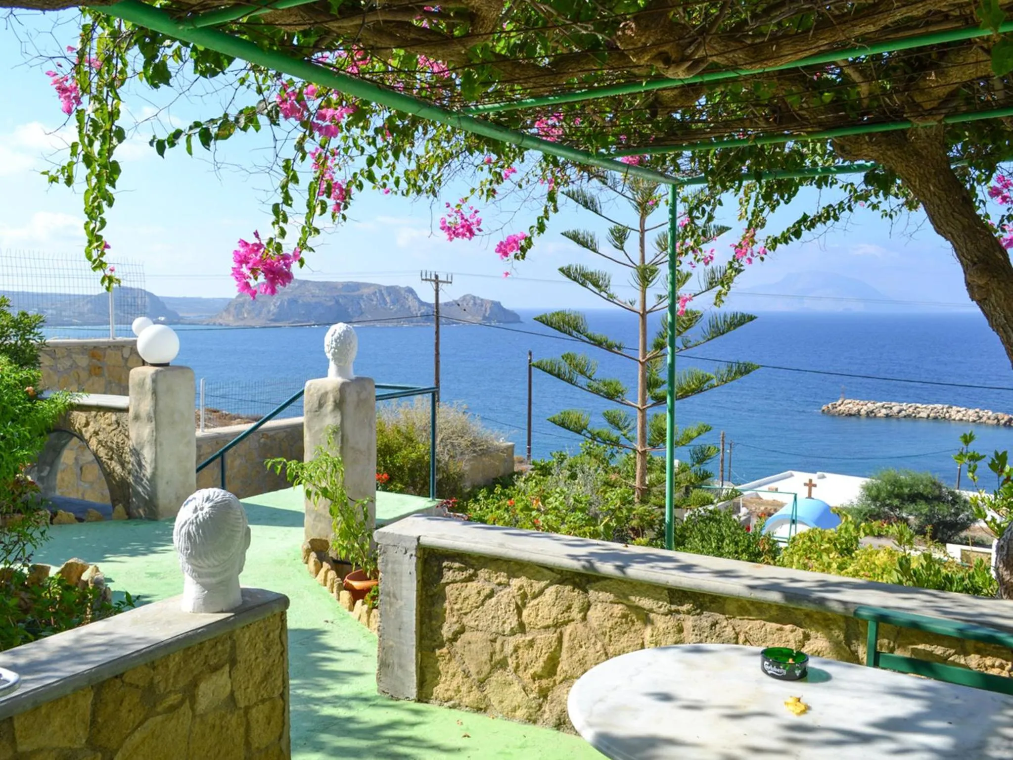 Patio in Hotel Finiki View