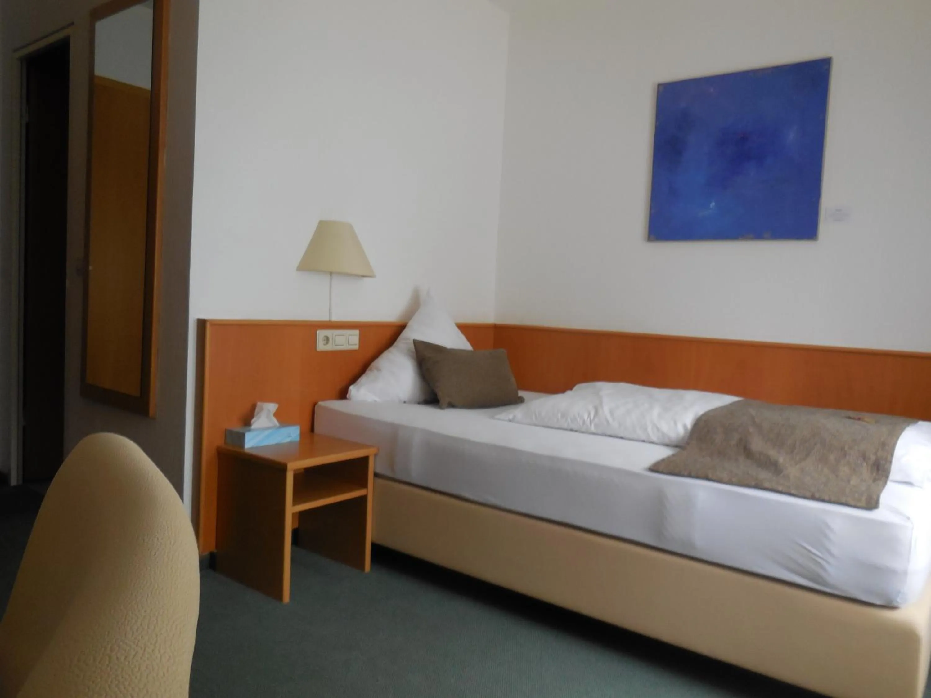 Photo of the whole room, Bed in Hotel Schober