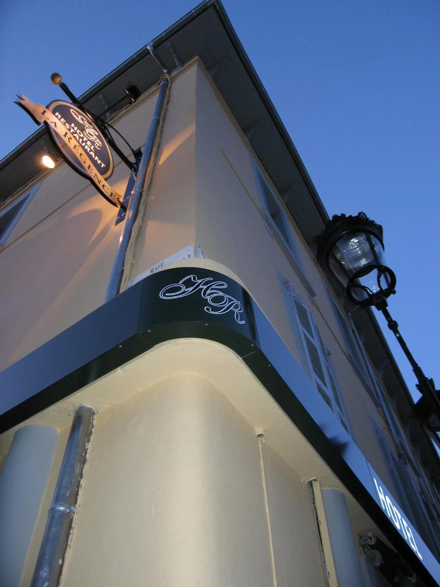 Property Building in Hotel Restaurant La Regence