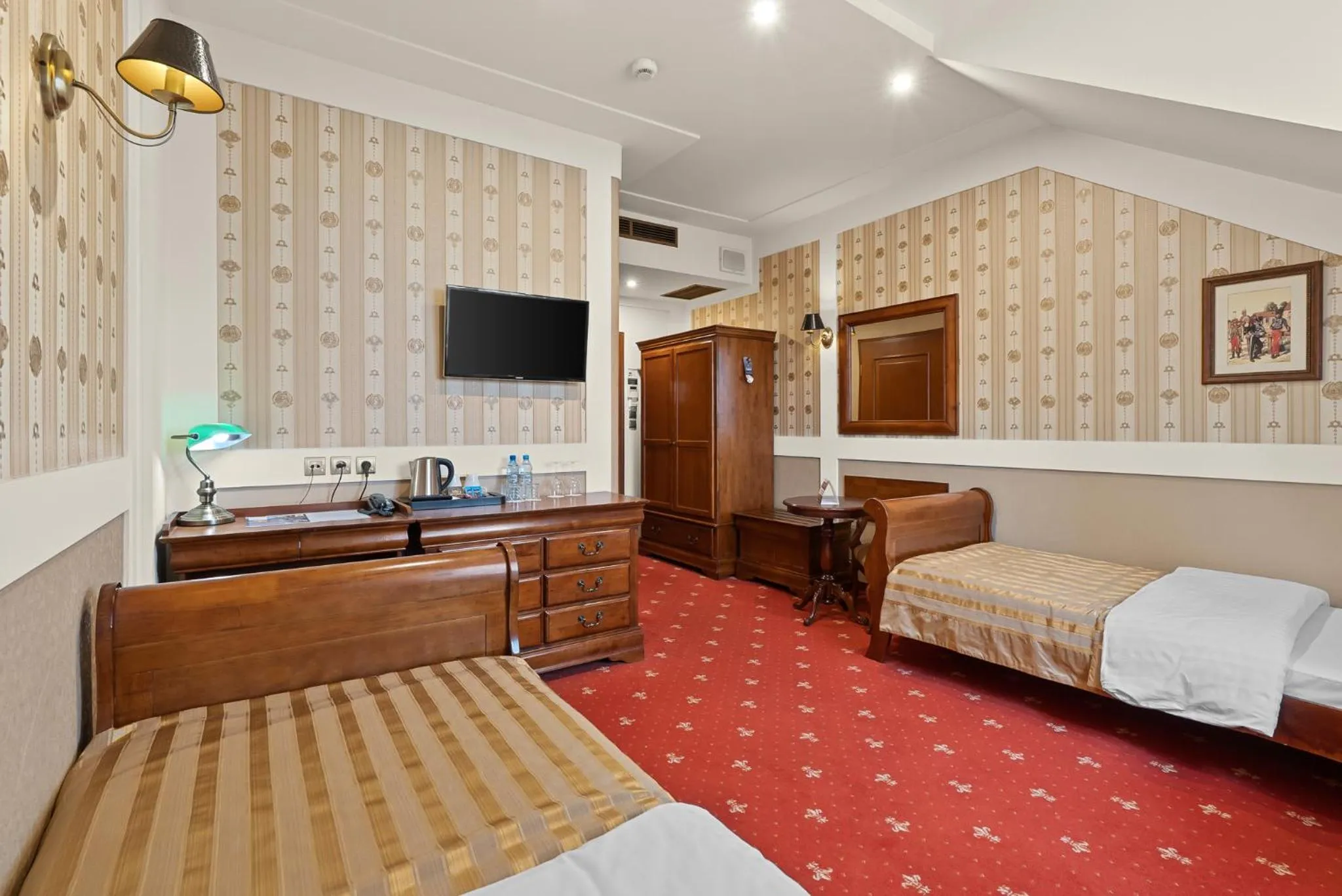 Bed in Hotel Diament Arsenal Palace Katowice - Chorzów