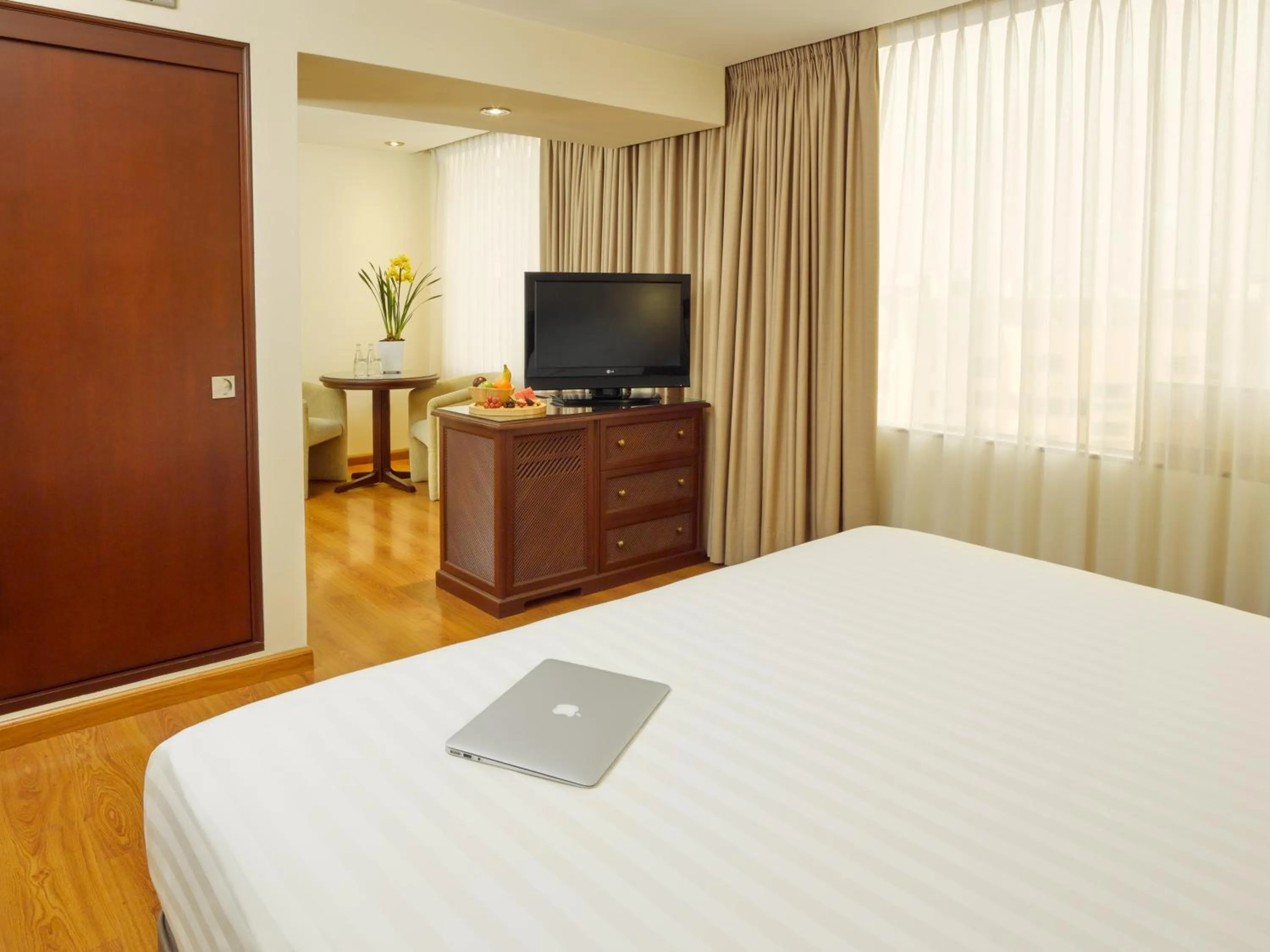 Bedroom, Bed in Hotel Estelar Miraflores