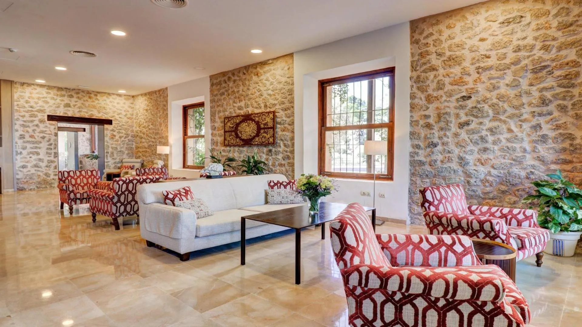 Communal lounge/ TV room in Hoposa Costa D'or - Adults Only