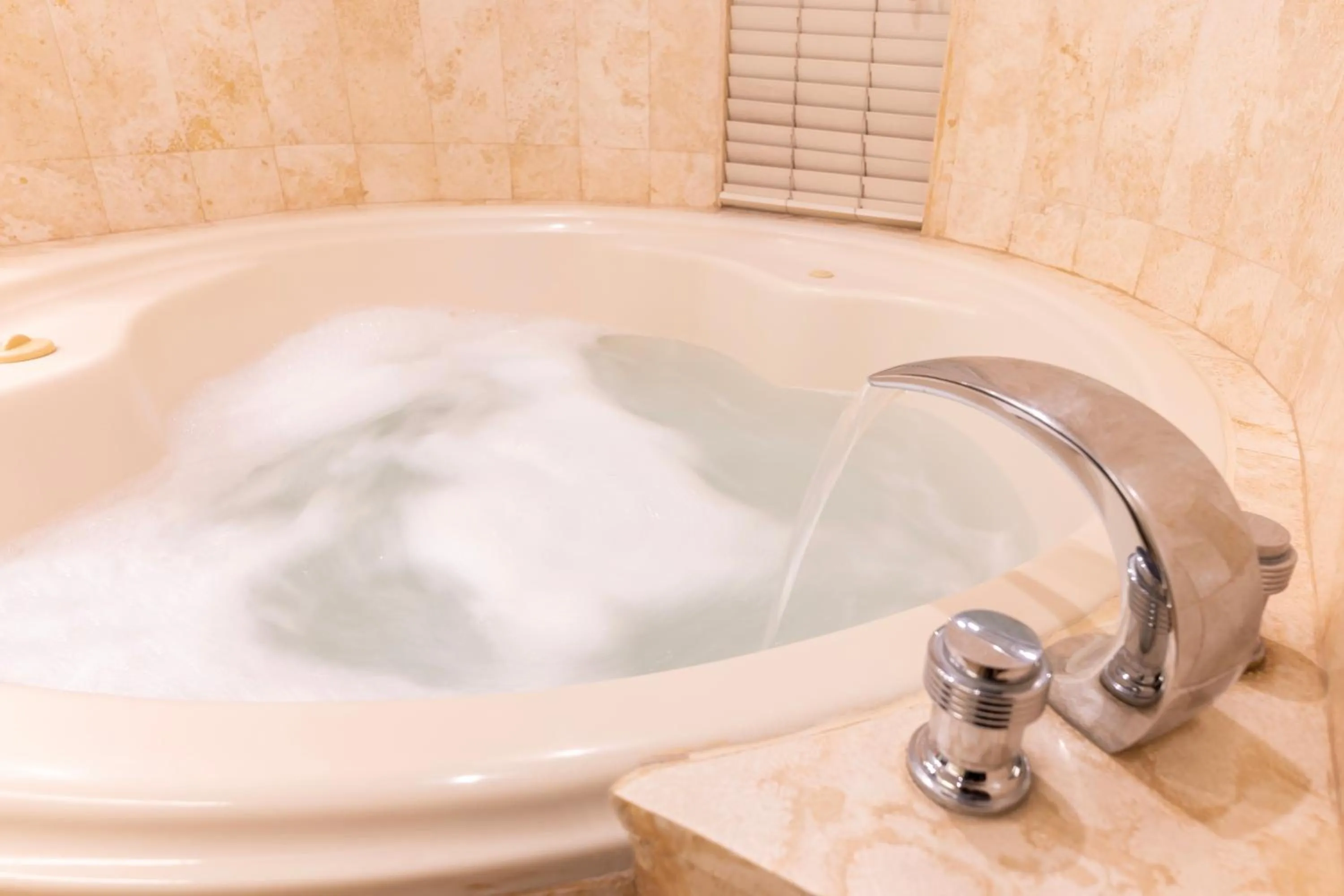 Hot Tub in J&A Classic Hotel