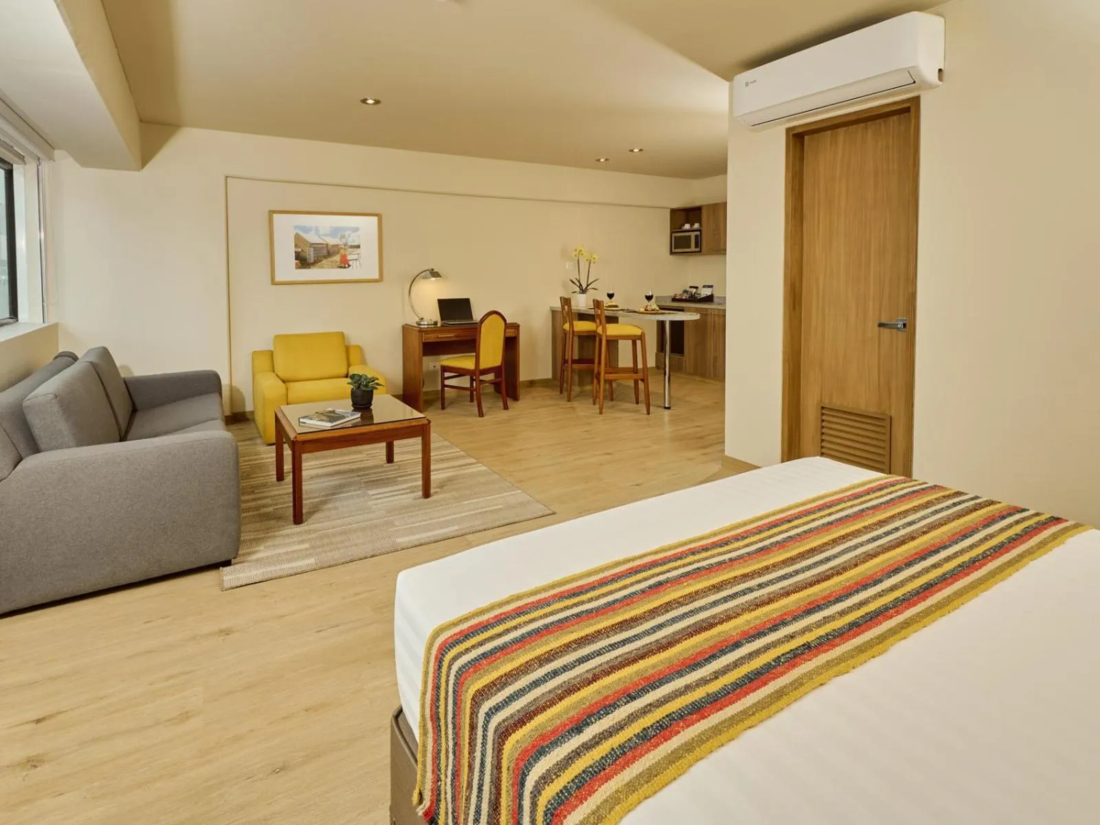 Bed in Estelar Apartamentos Bellavista