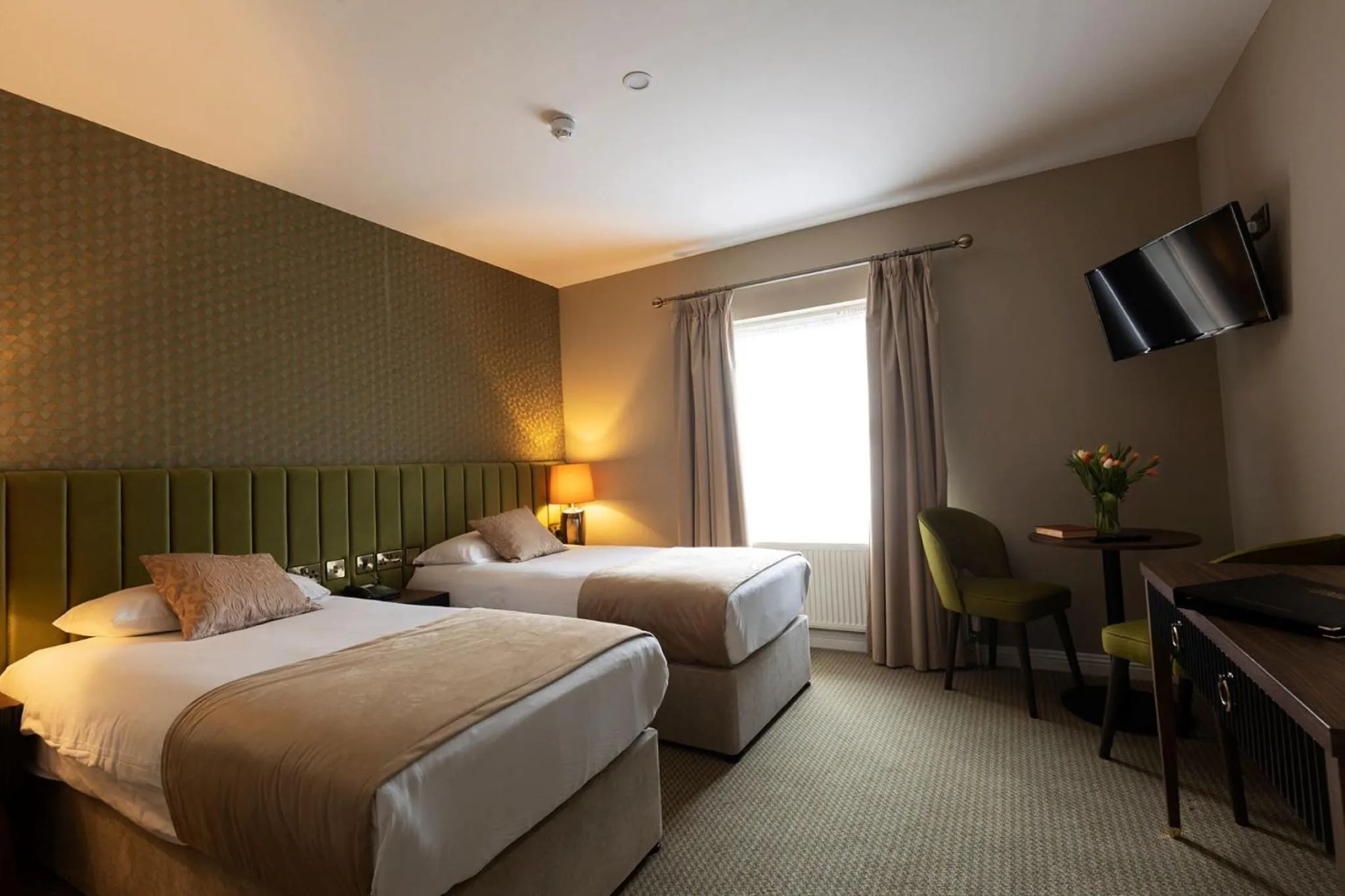 Bed in Cahir House Hotel
