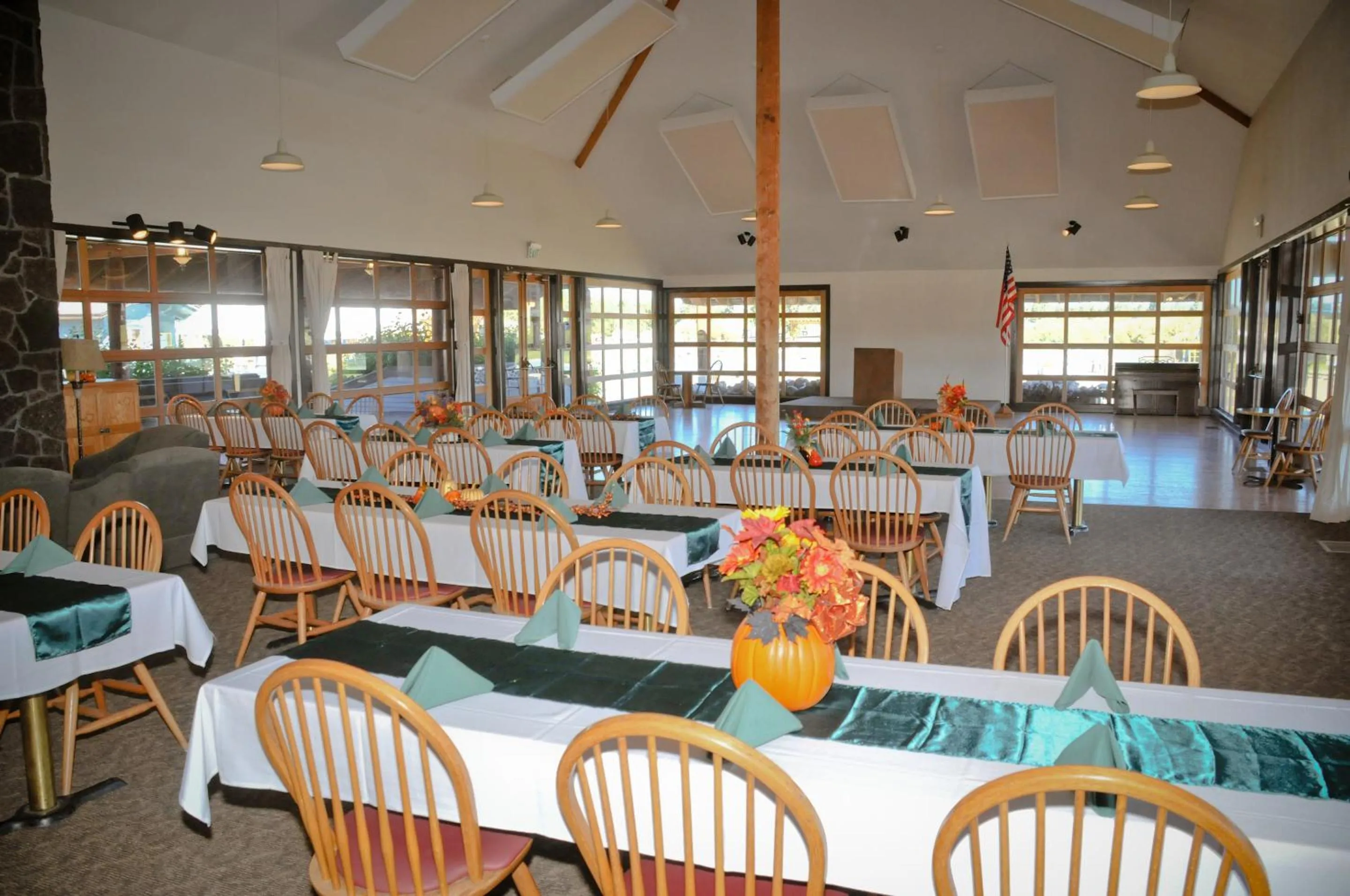 Banquet/Function facilities in Bend-Sunriver Camping Resort 24 ft. Yurt 16