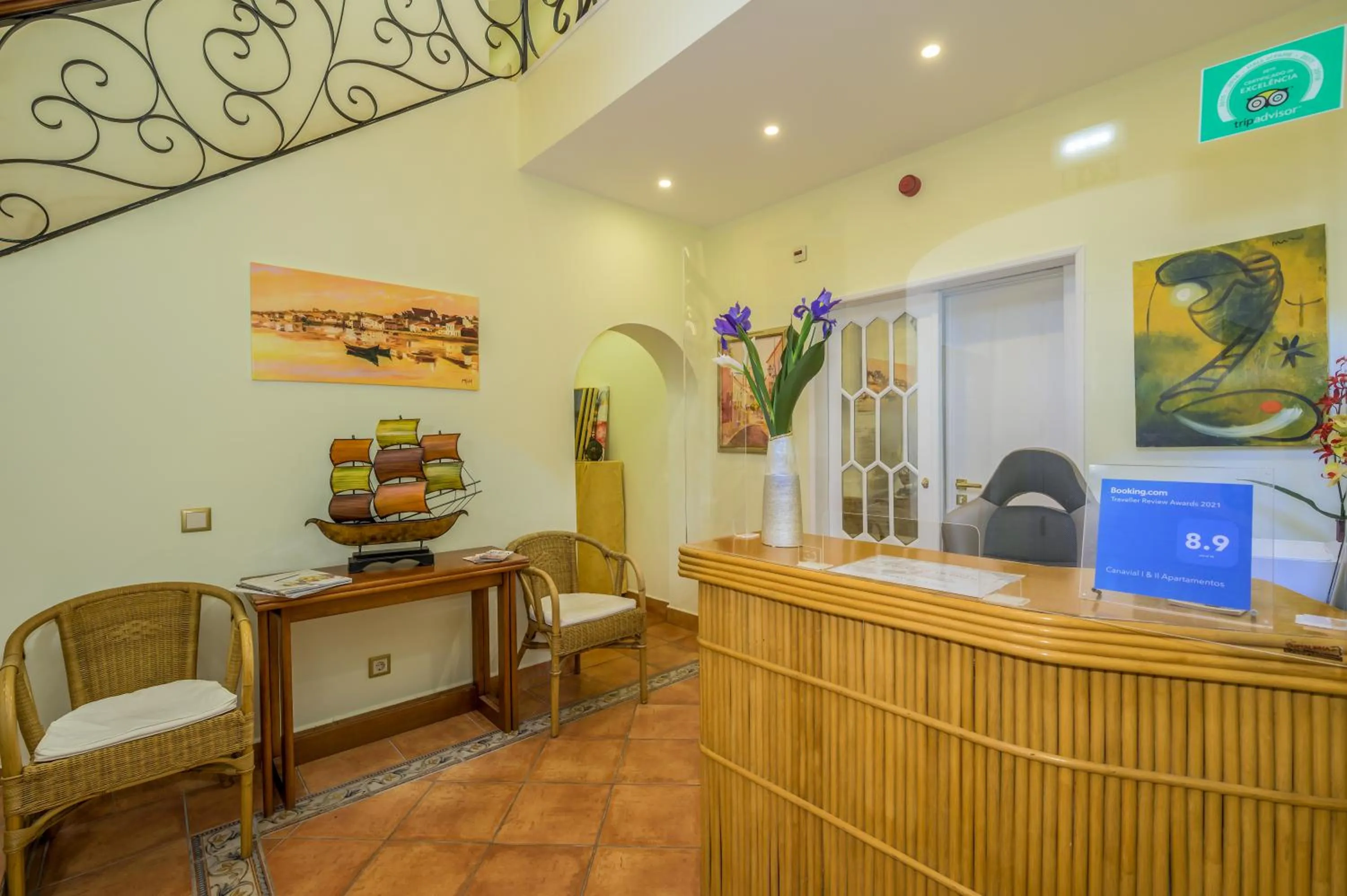 Lobby or reception in Canavial I & II Apartamentos